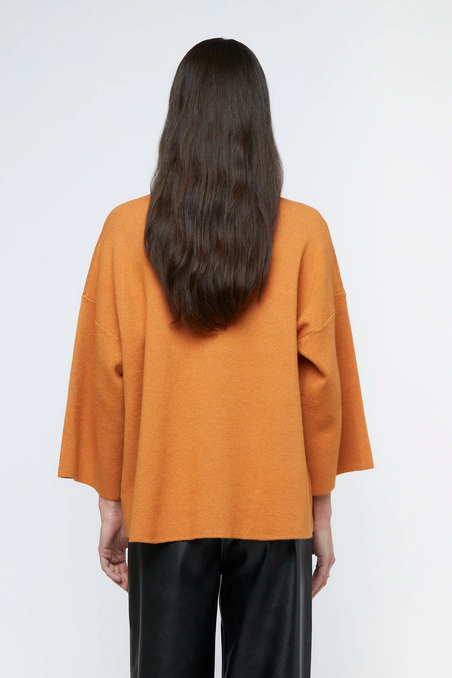 Orange wide sleeve knitted jersey