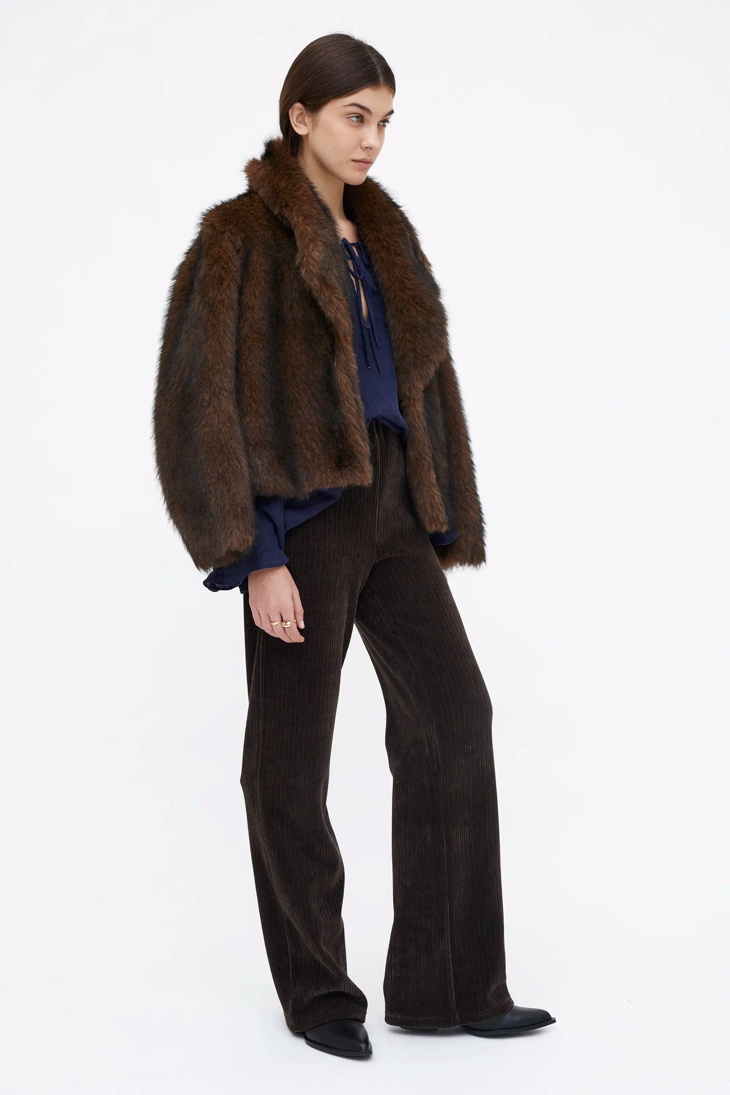 Top fluido con volantes azul