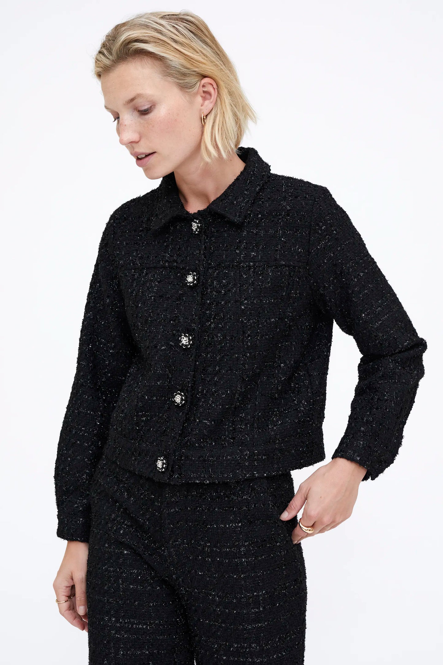 Chaqueta tweed negra