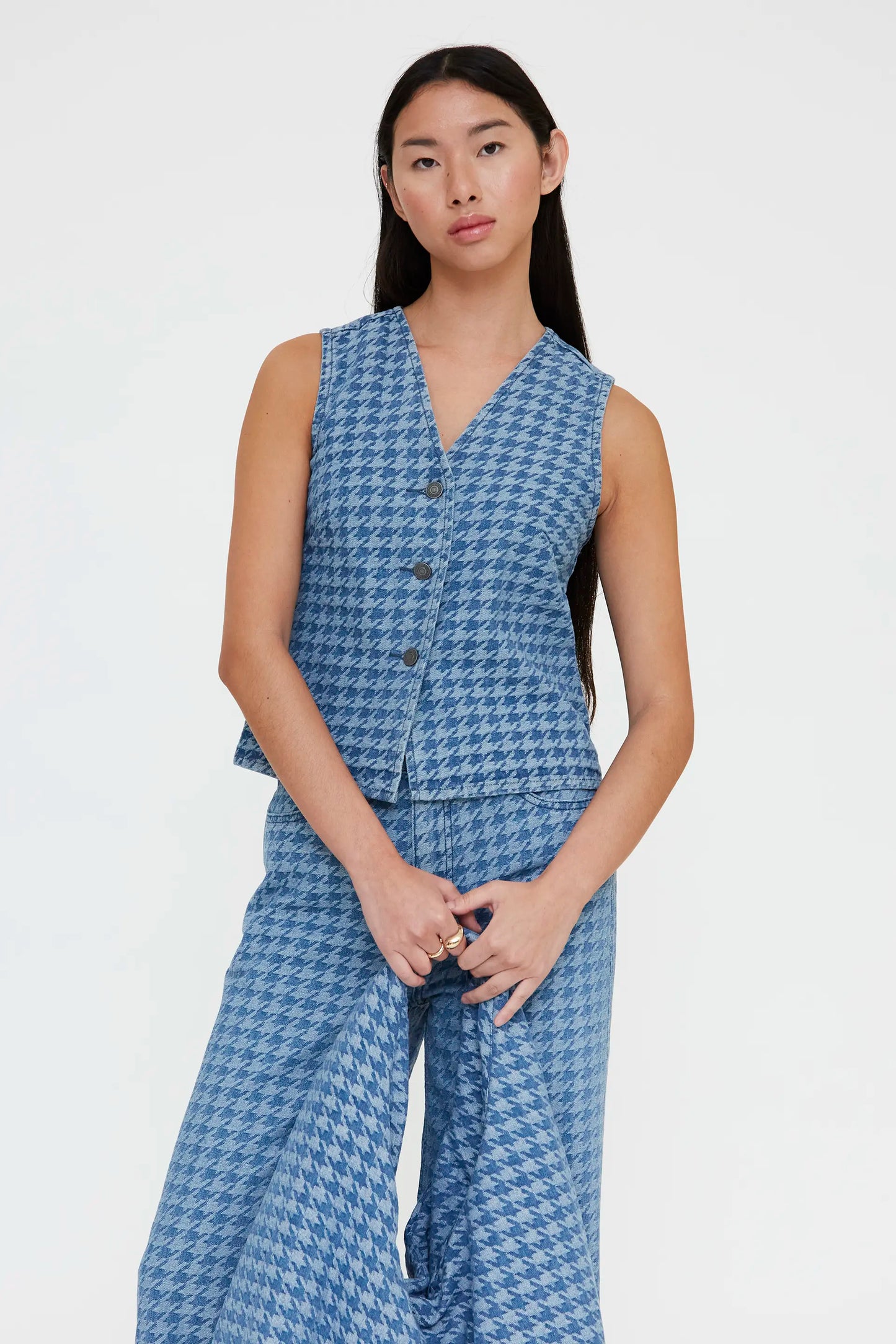 Blue houndstooth print vest