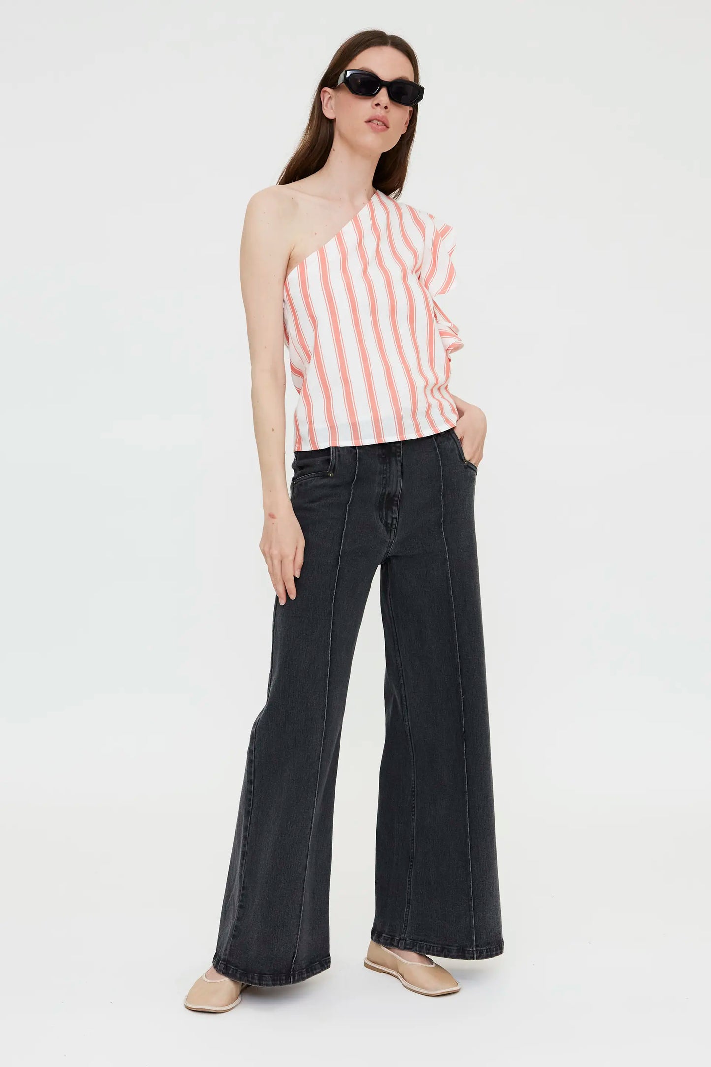Asymmetrical top with Emberglow Stripes print