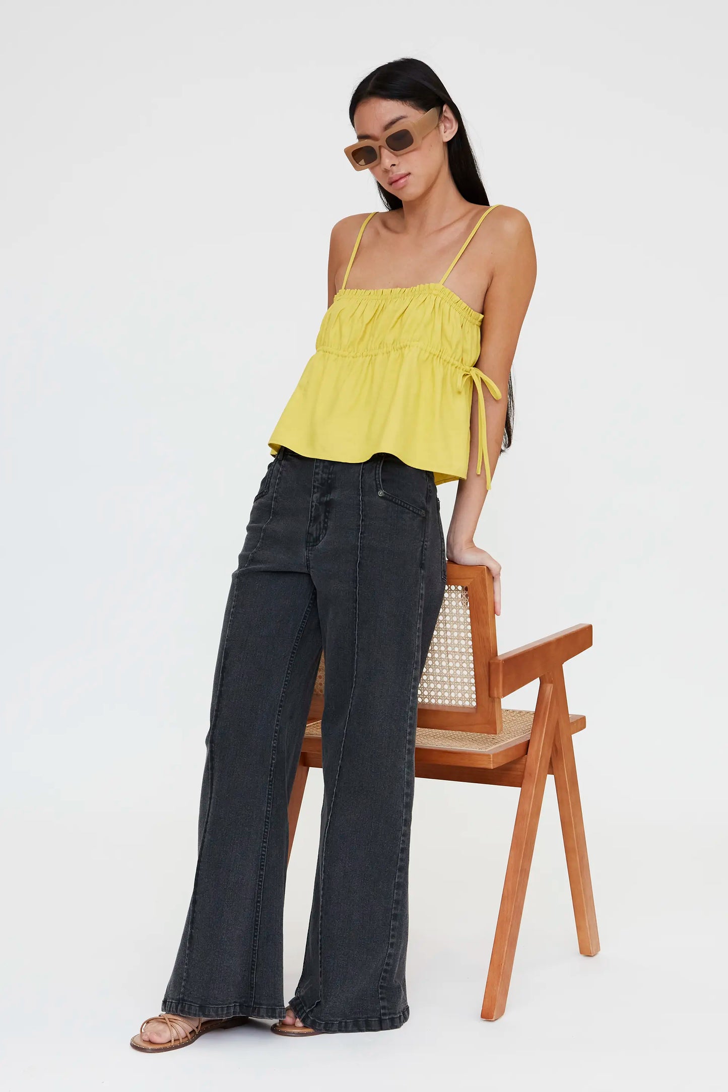 Pantalón vaquero wide leg negro