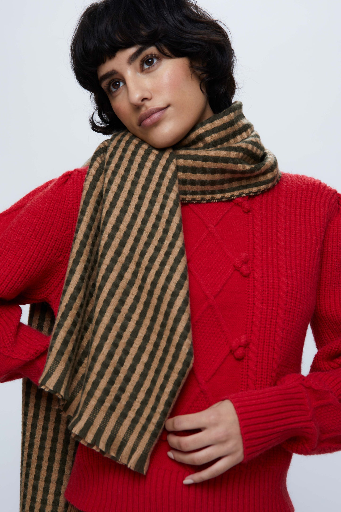 Knitted scarf with yellow gingham print