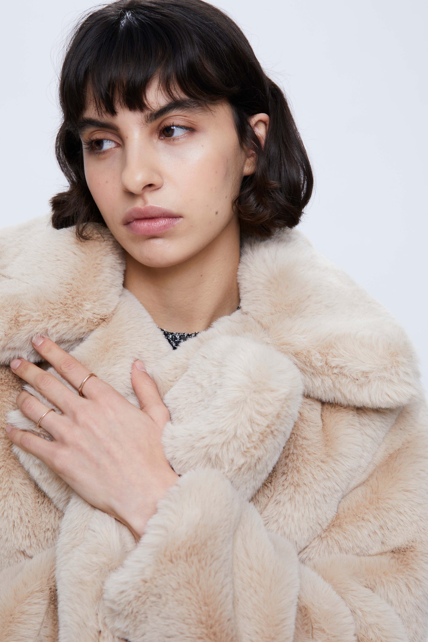 Midi fur coat with beige lapel collar