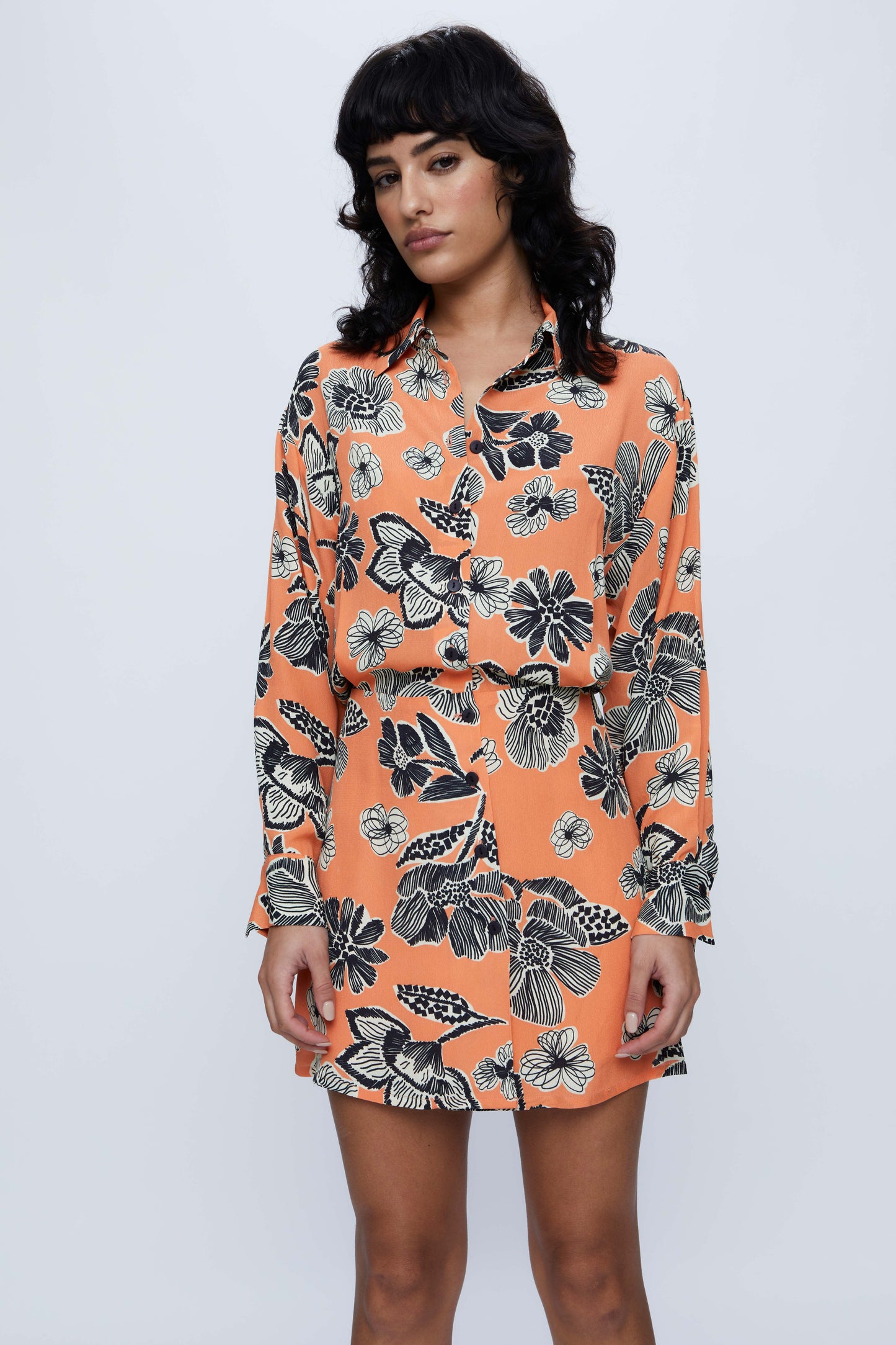 Short shirt dress with flower print