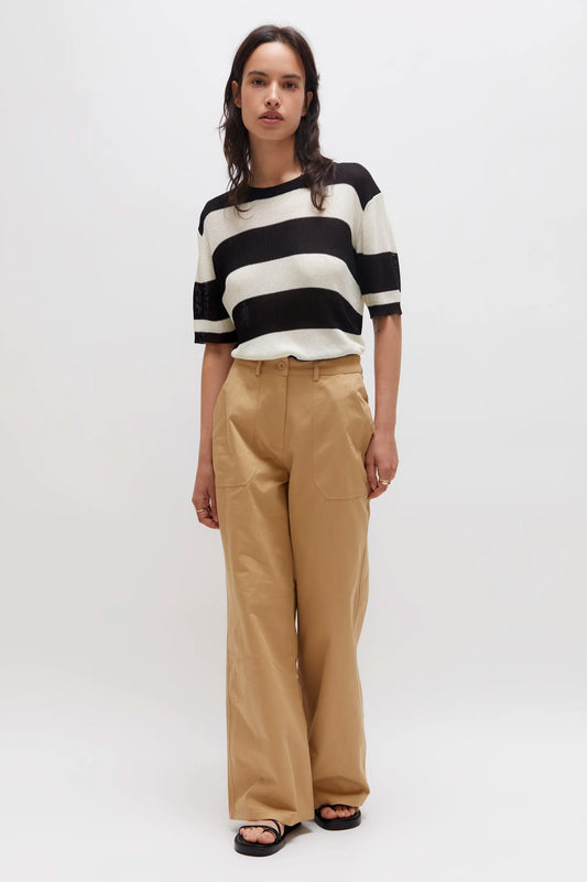 Straight trousers with camel patch pockets