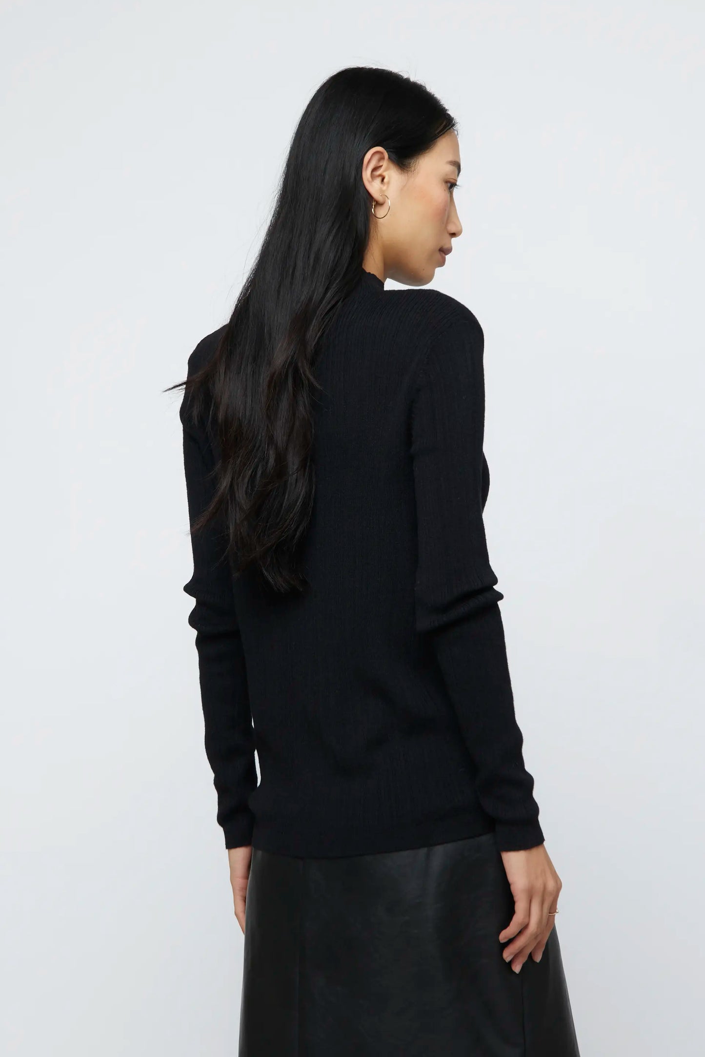 Black ribbed perkins neck top