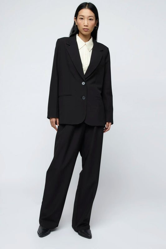 Blazer de traje crepe negro