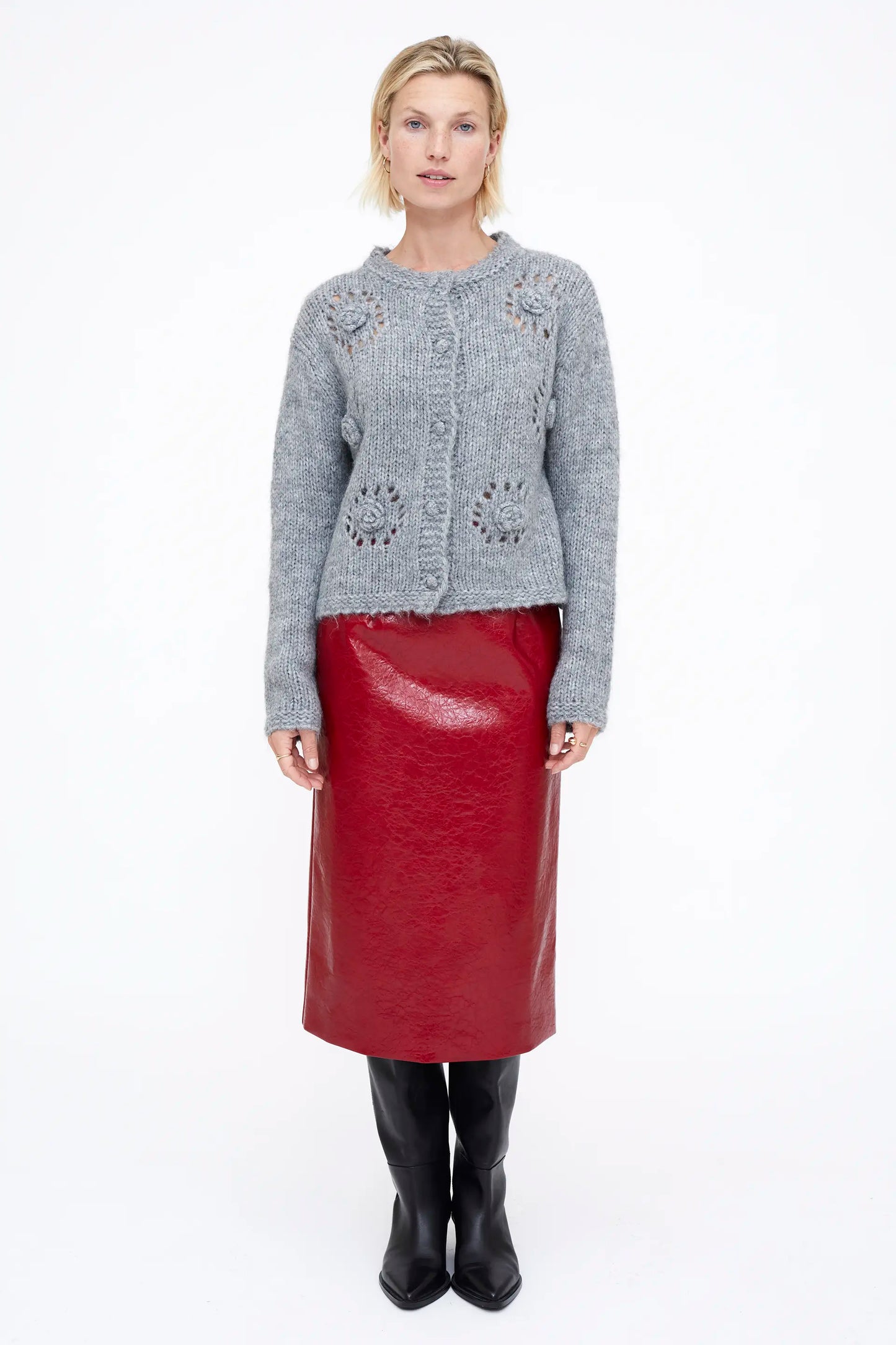 Cárdigan punto gris crochet