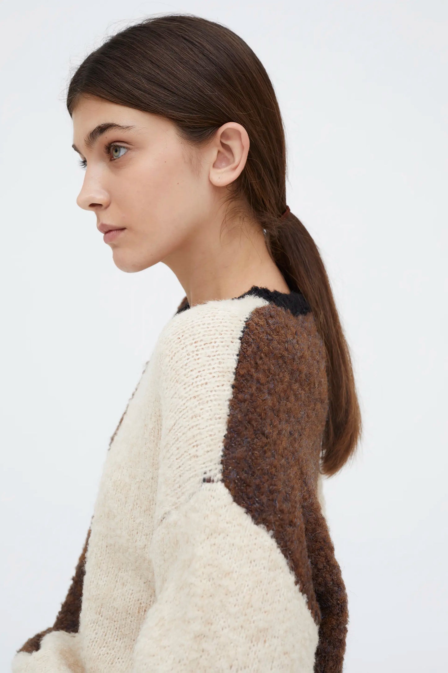 Jersey punto bicolor marrón y blanco