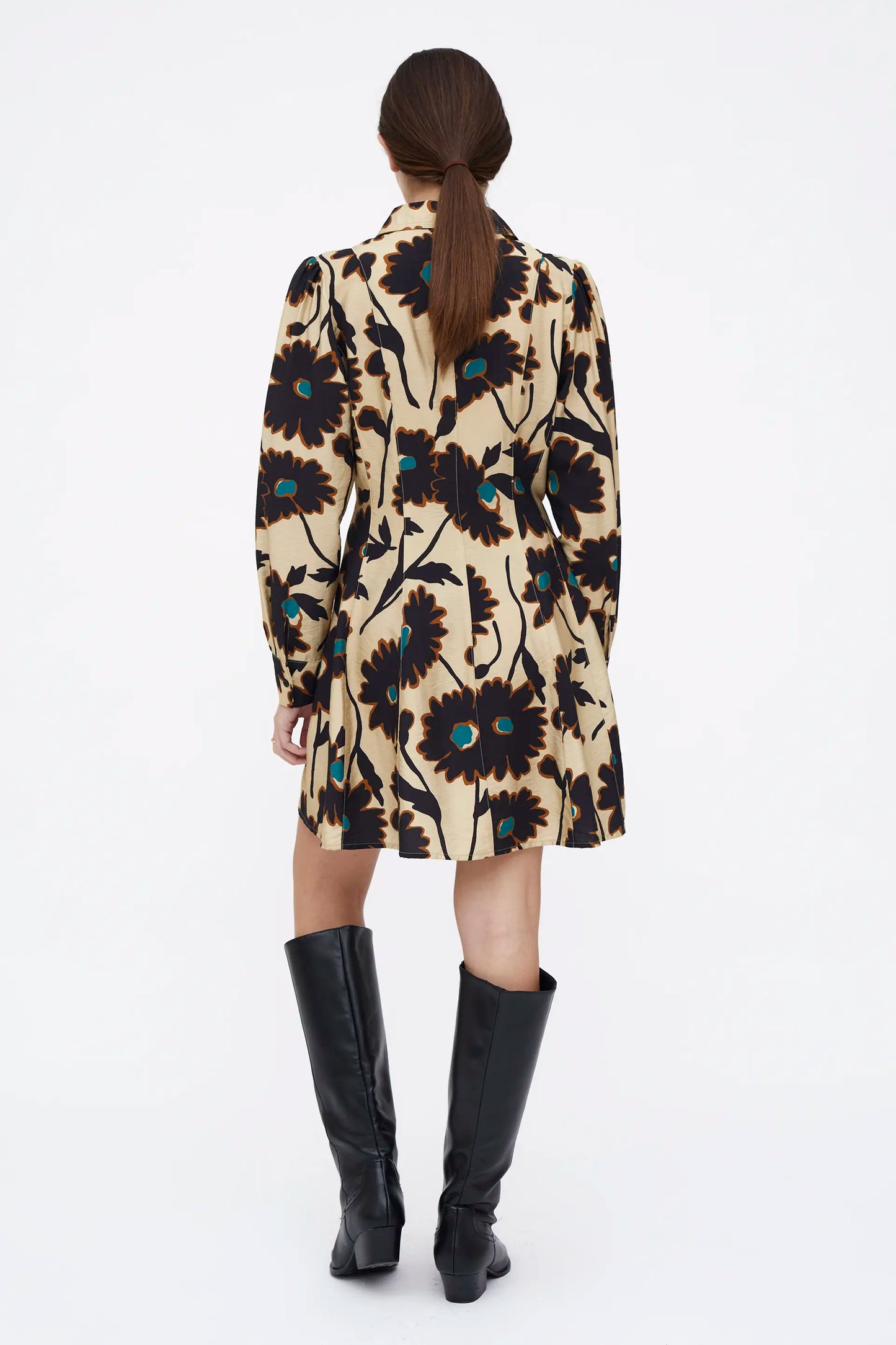 Vestido corto floral estampado Giardina