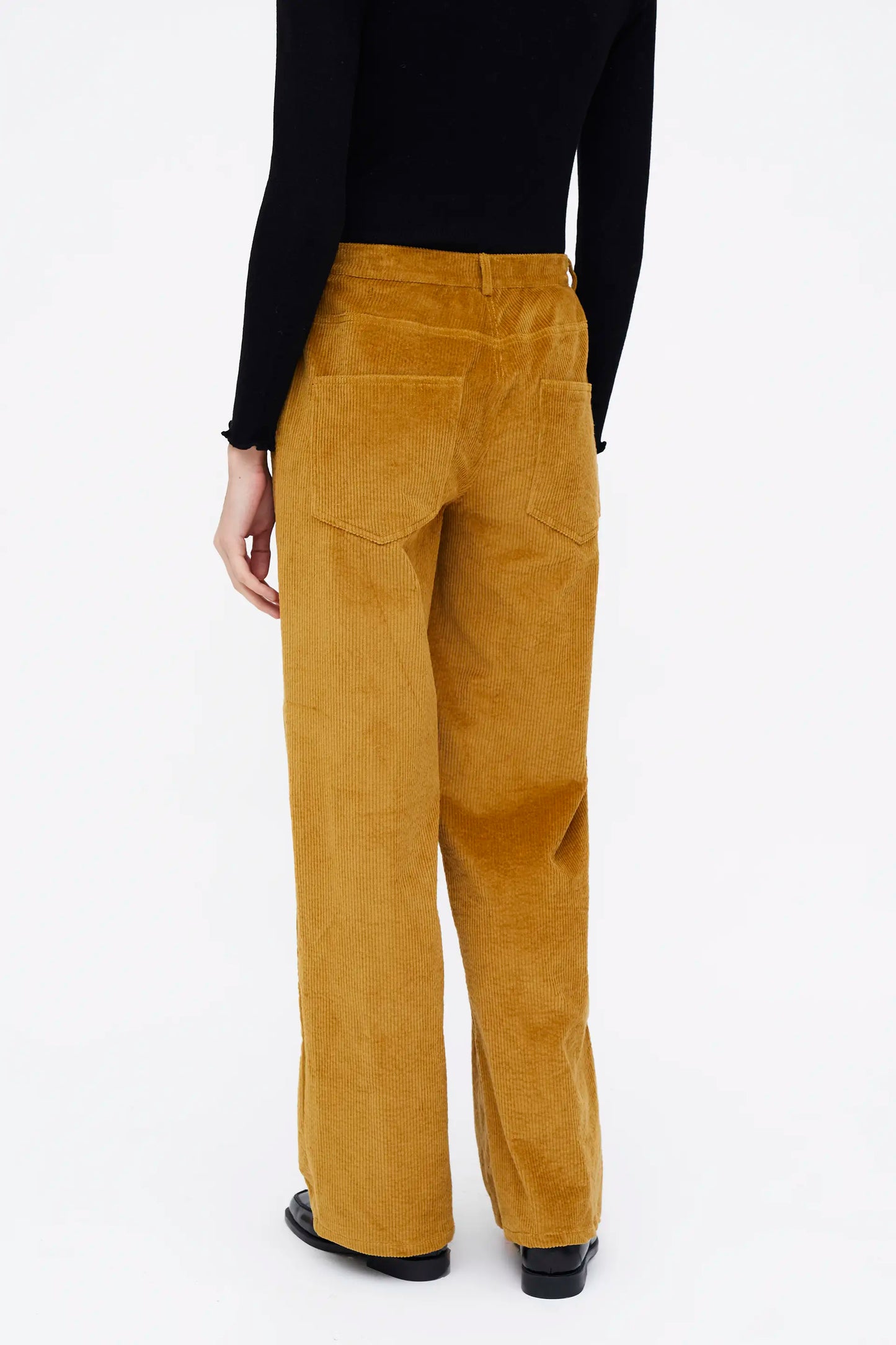 Pantalón recto pana amarillo