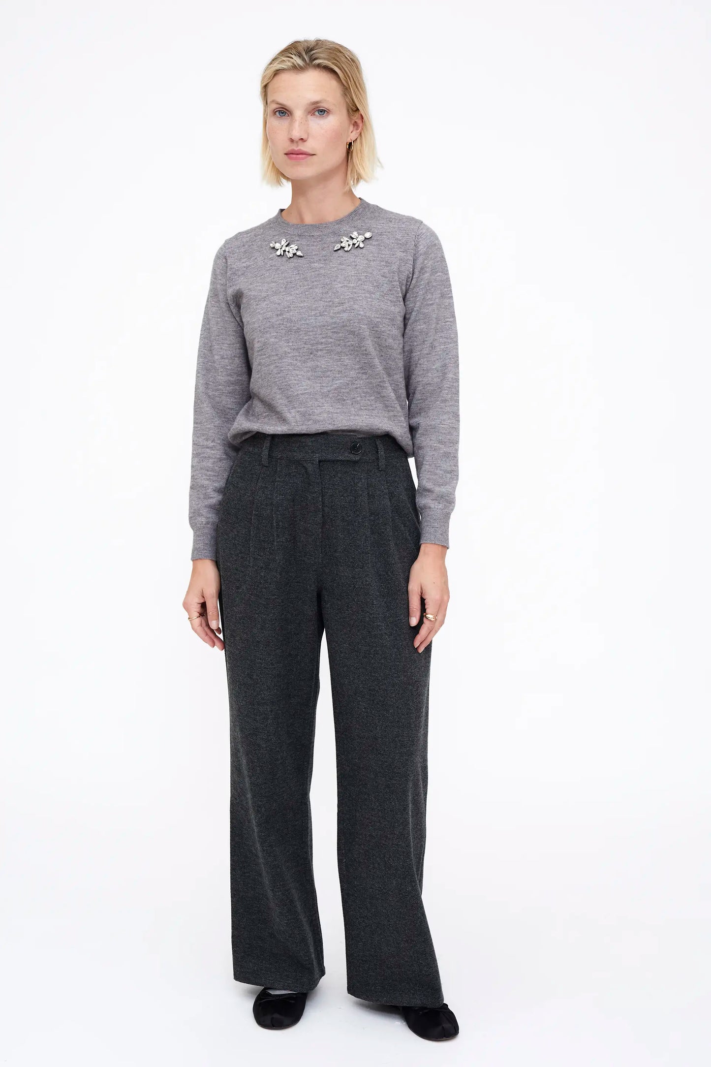 Pantalón recto flannel gris