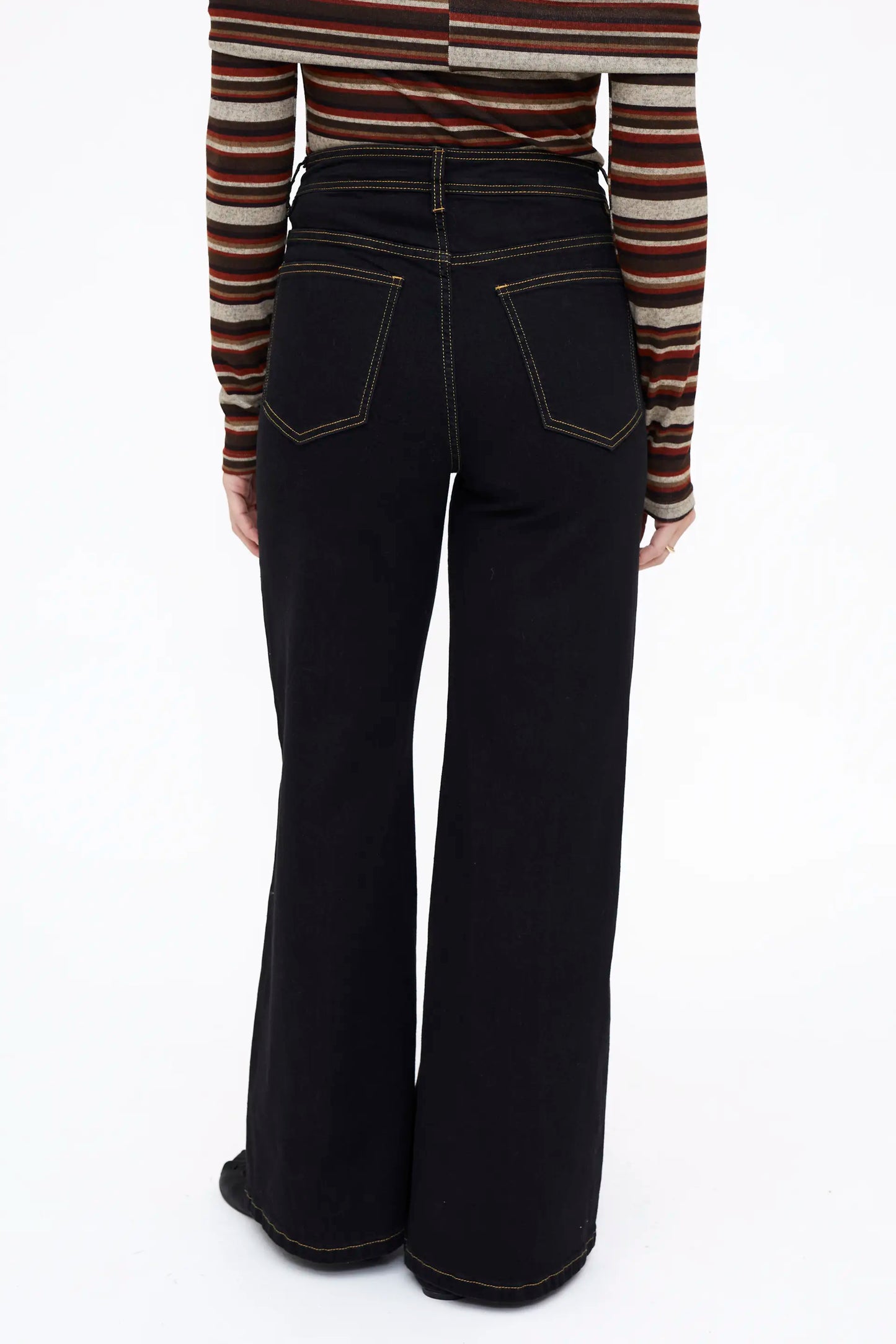 Pantalón vaquero negro