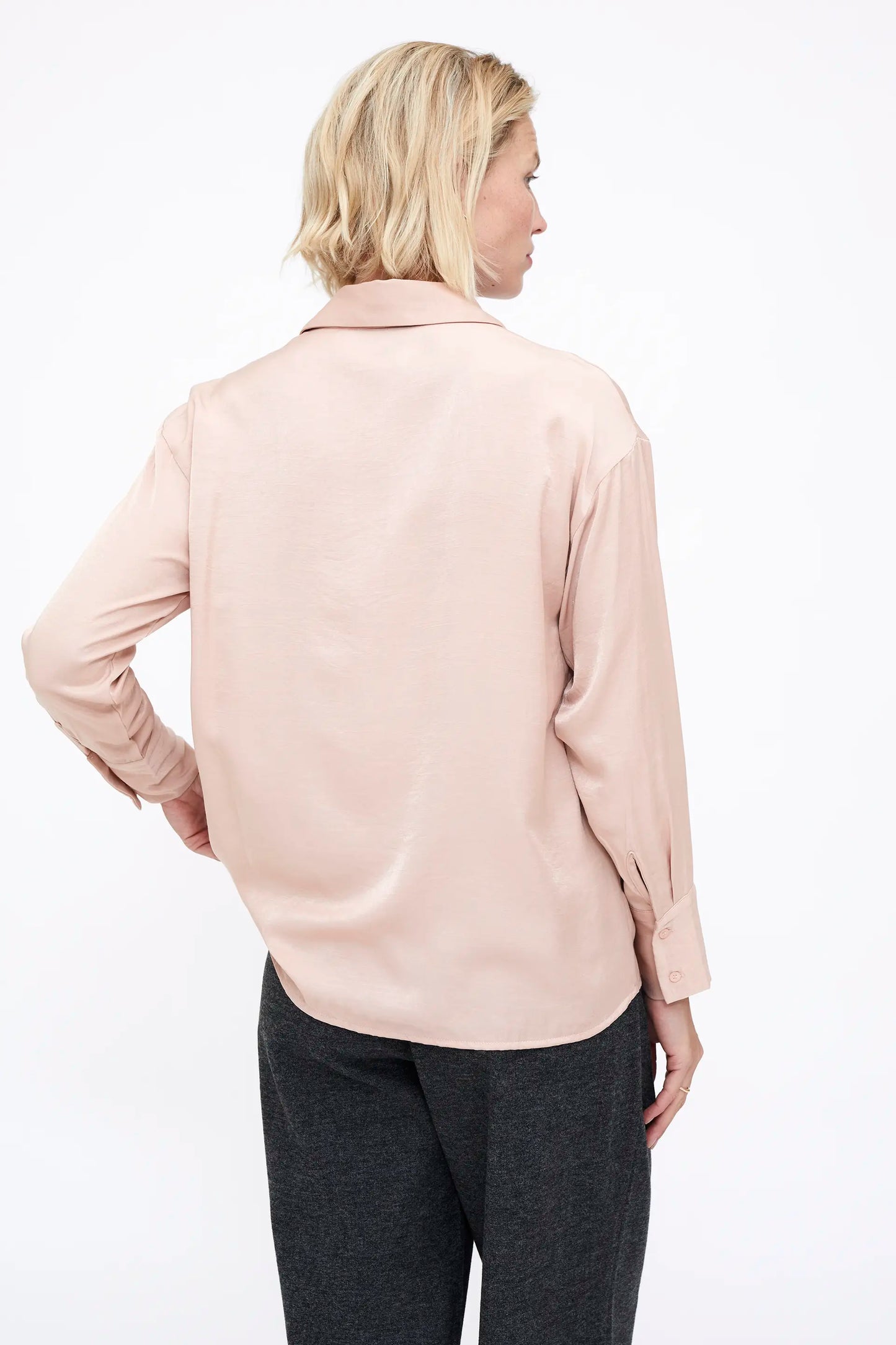 Camisa rosa crepé satinado