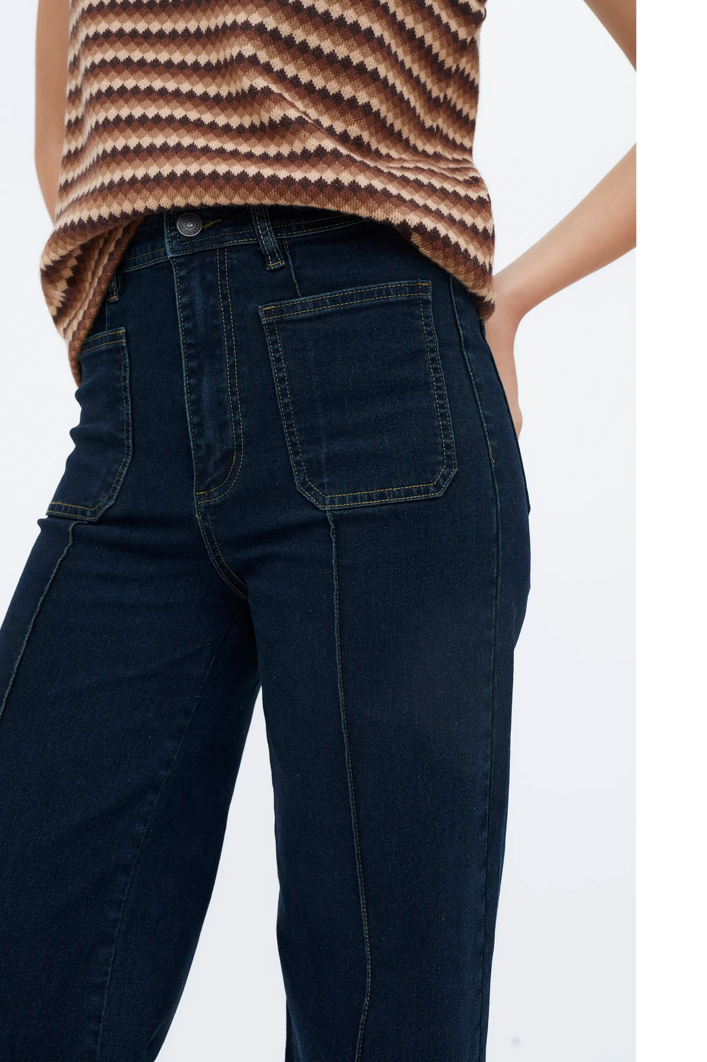 Pantalón vaquero azul tiro alto