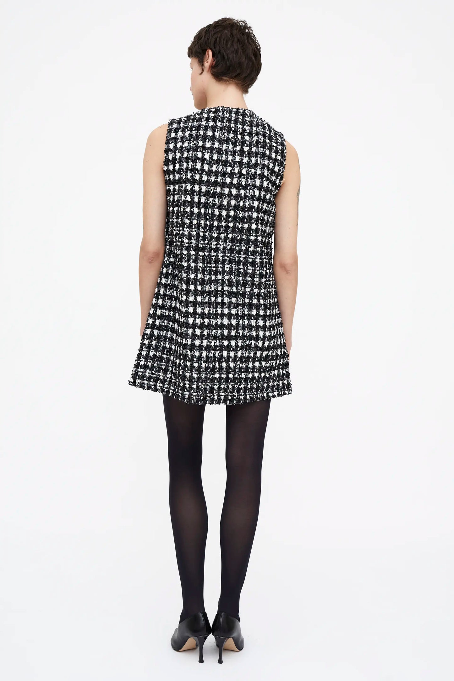 Vestido corto tweed blanco y negro