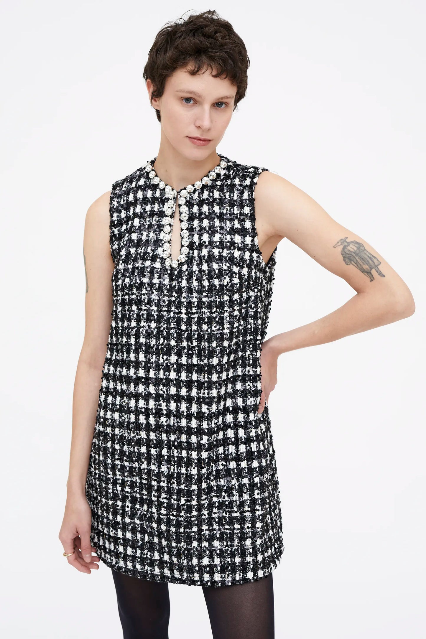 Vestido corto tweed blanco y negro