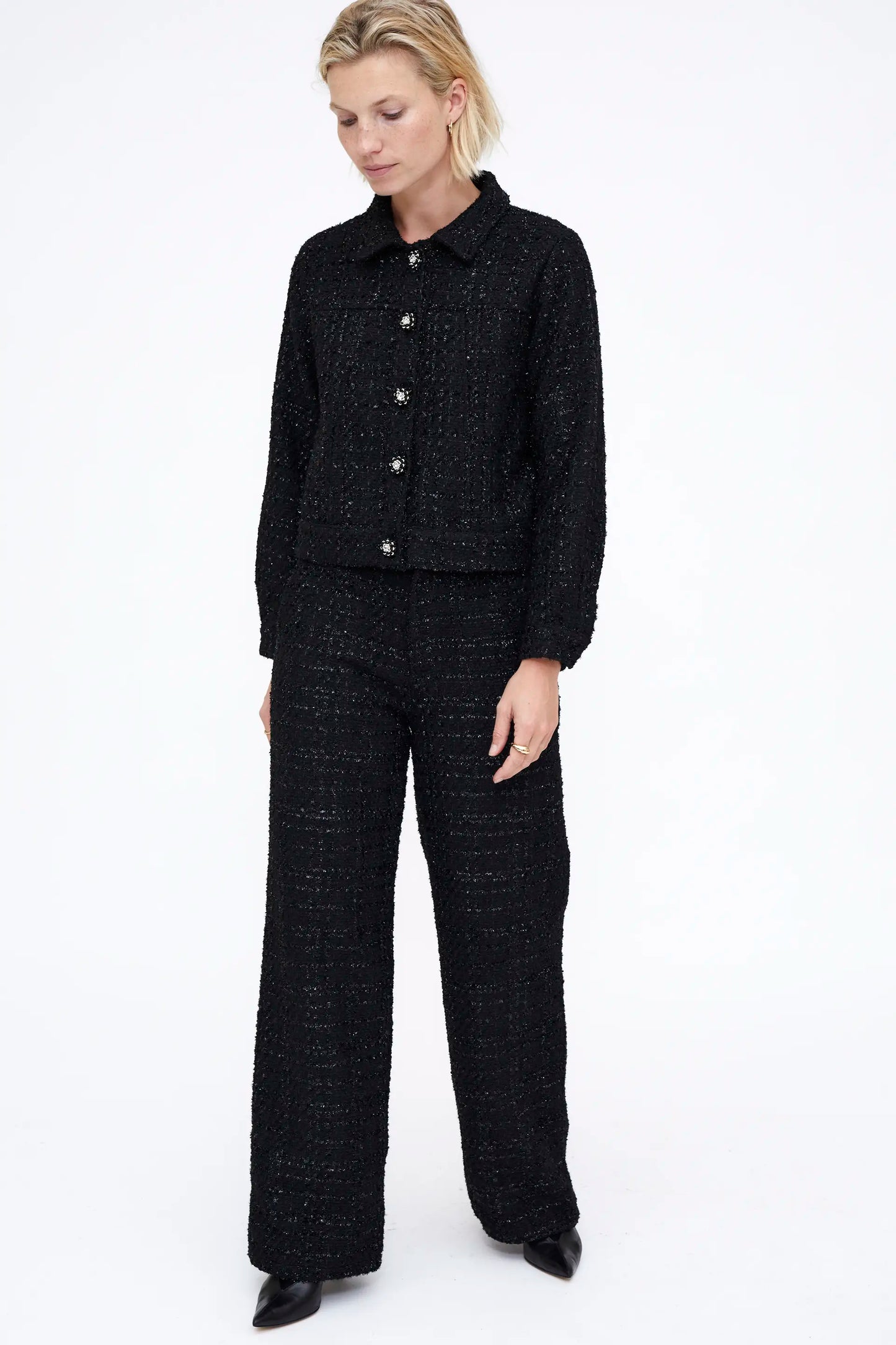 Chaqueta tweed negra