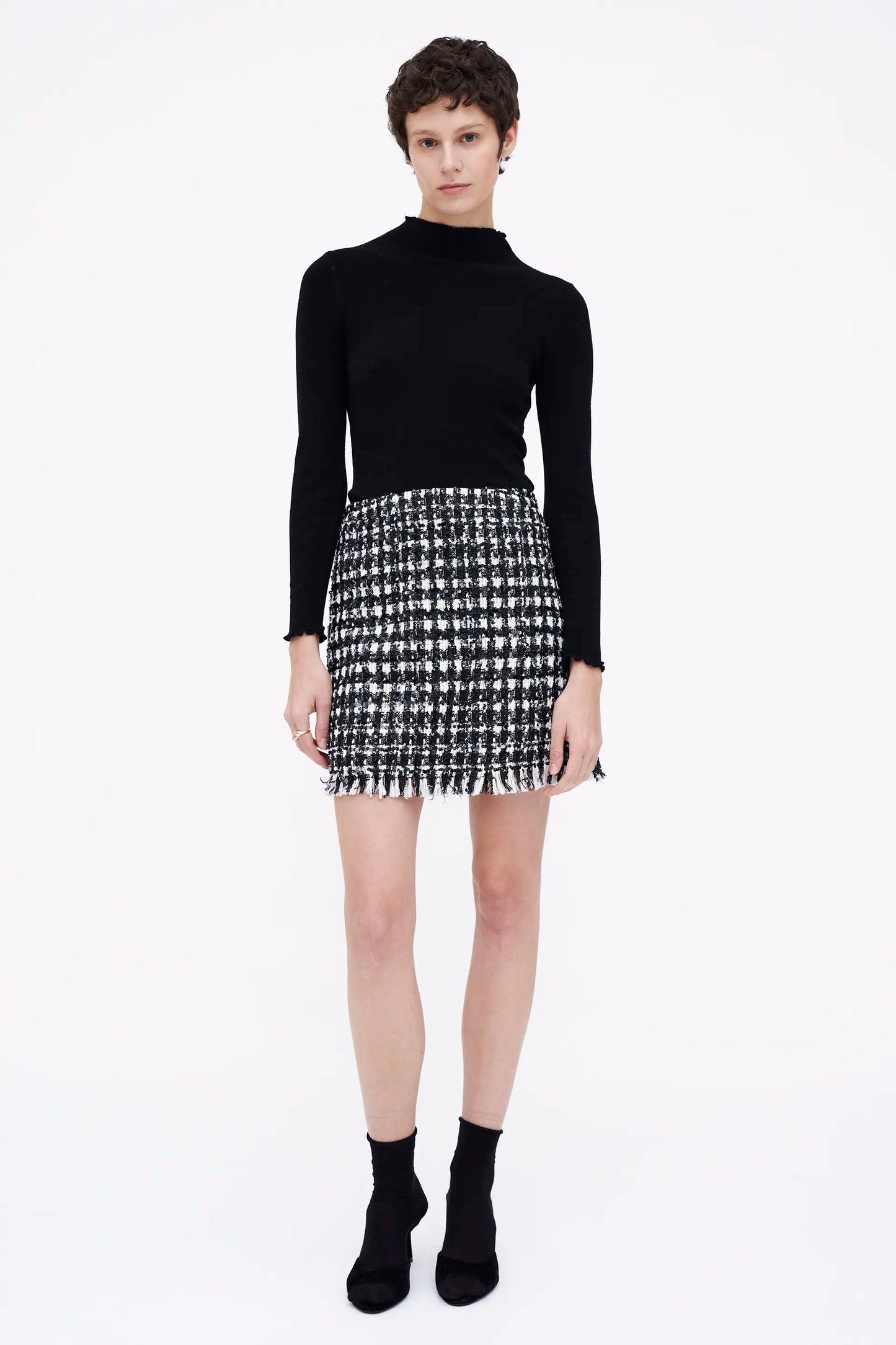 Falda corta tweed blanco y negro