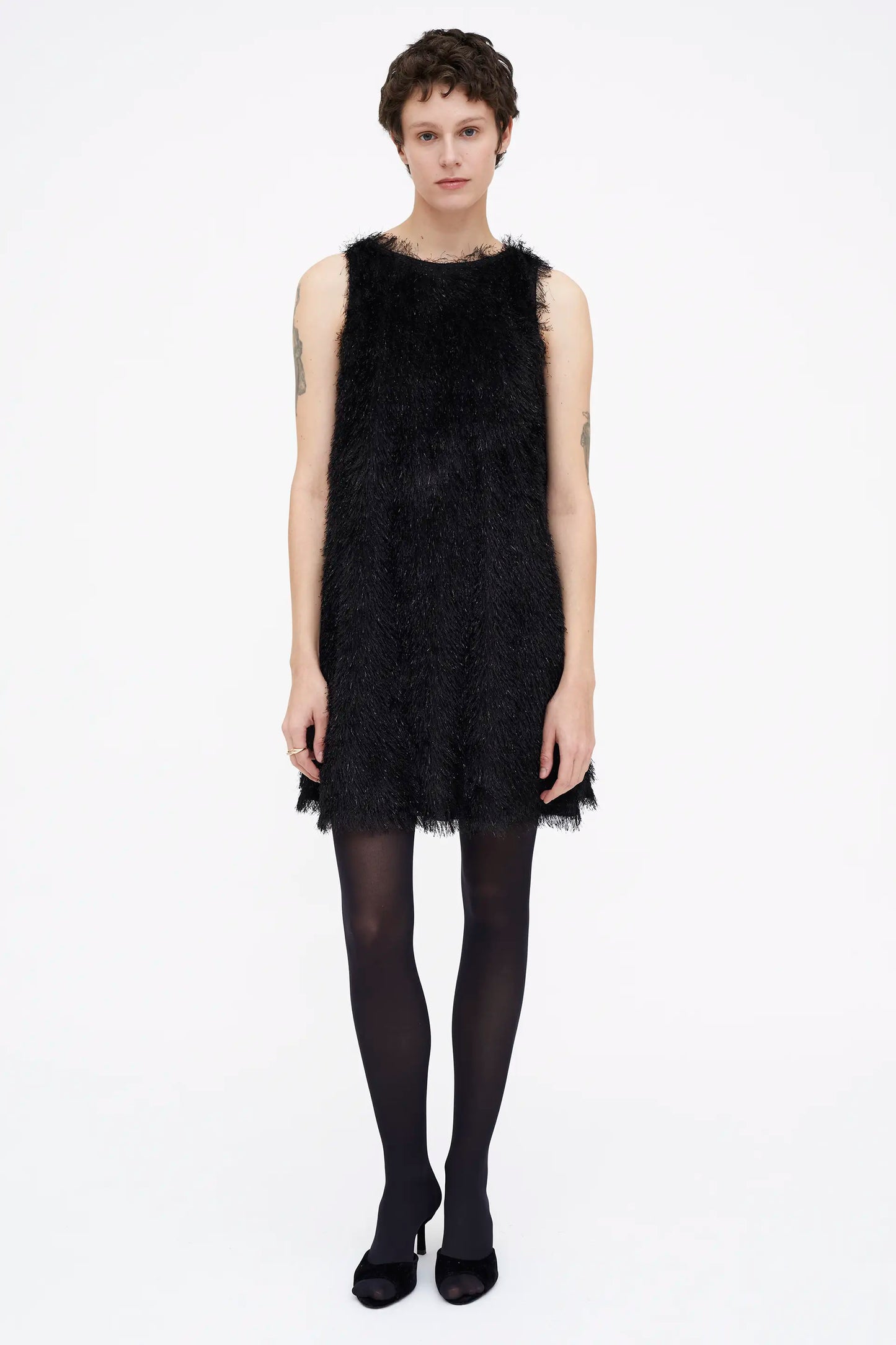 Short black dress with Lurex threads