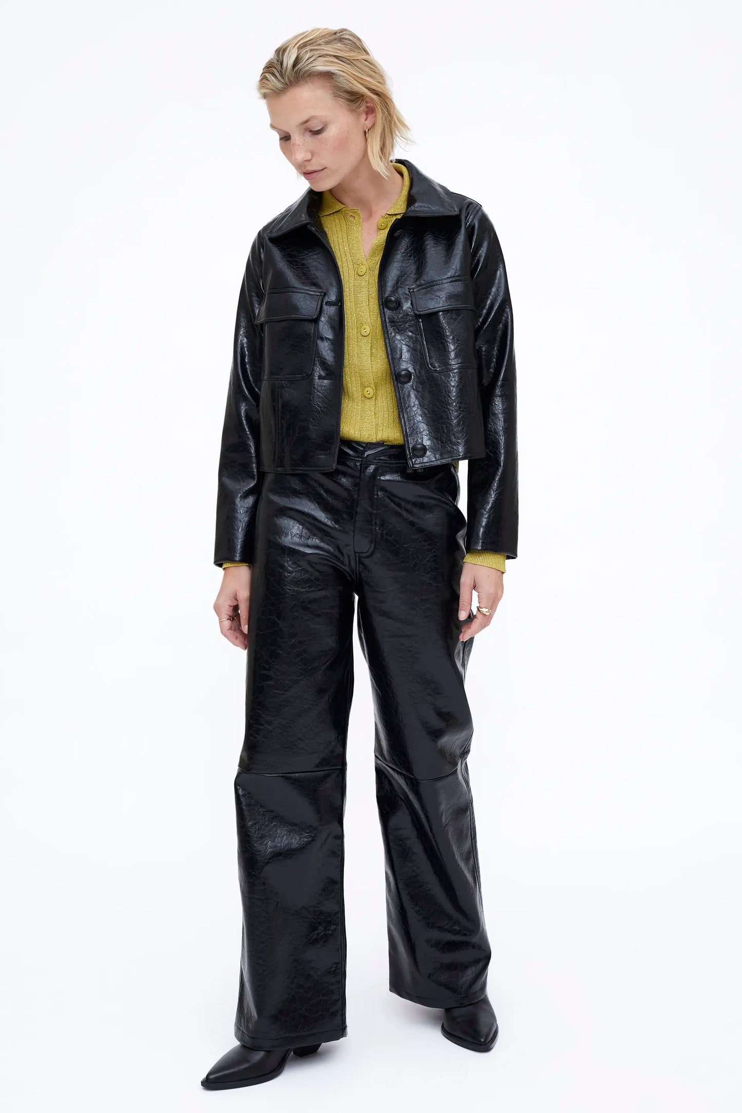 Chaqueta de cuero sintético negro