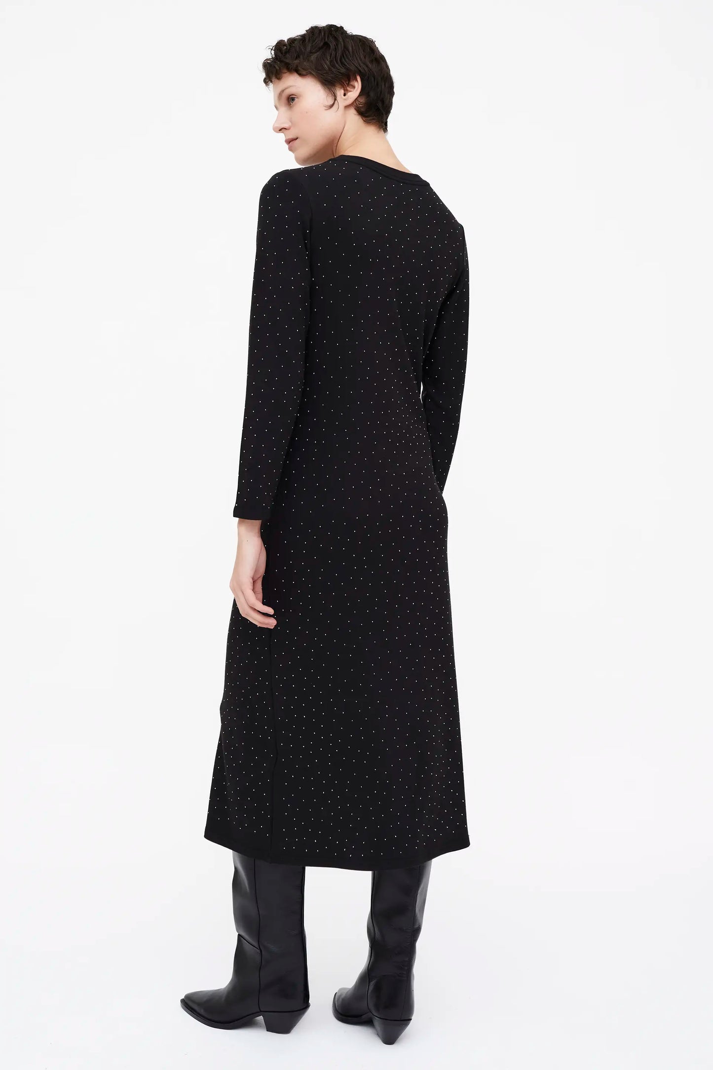 Vestido Midi negro con detalle plateado