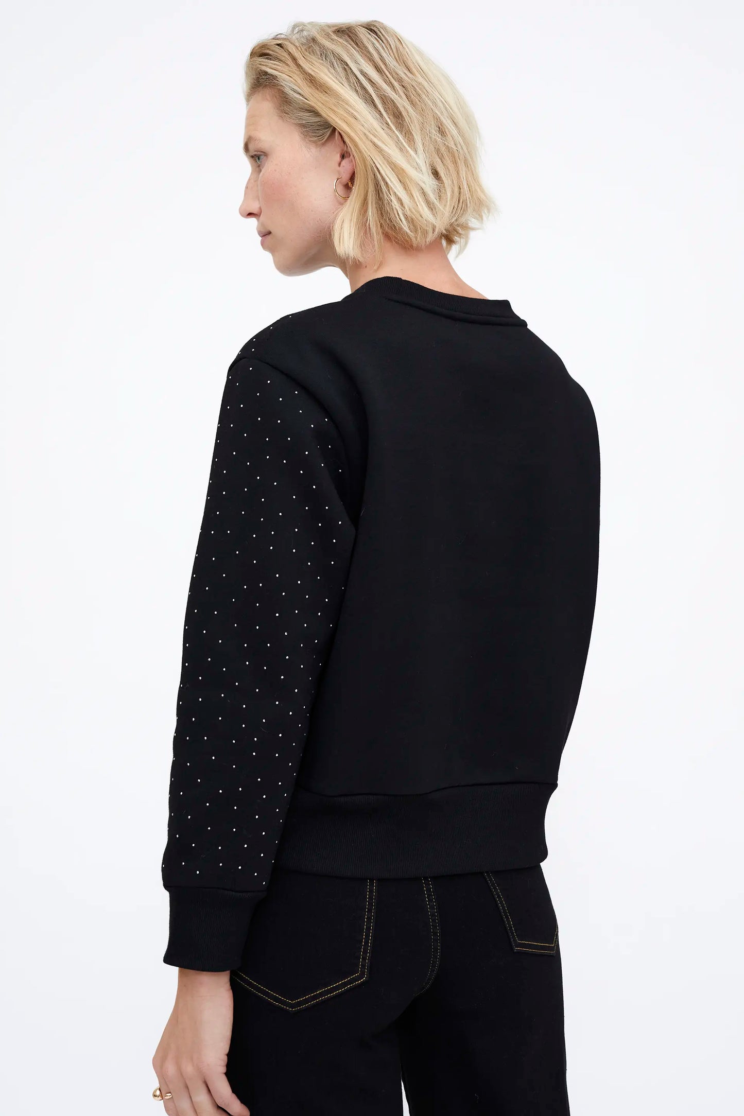 Sudadera negra con strass plateado