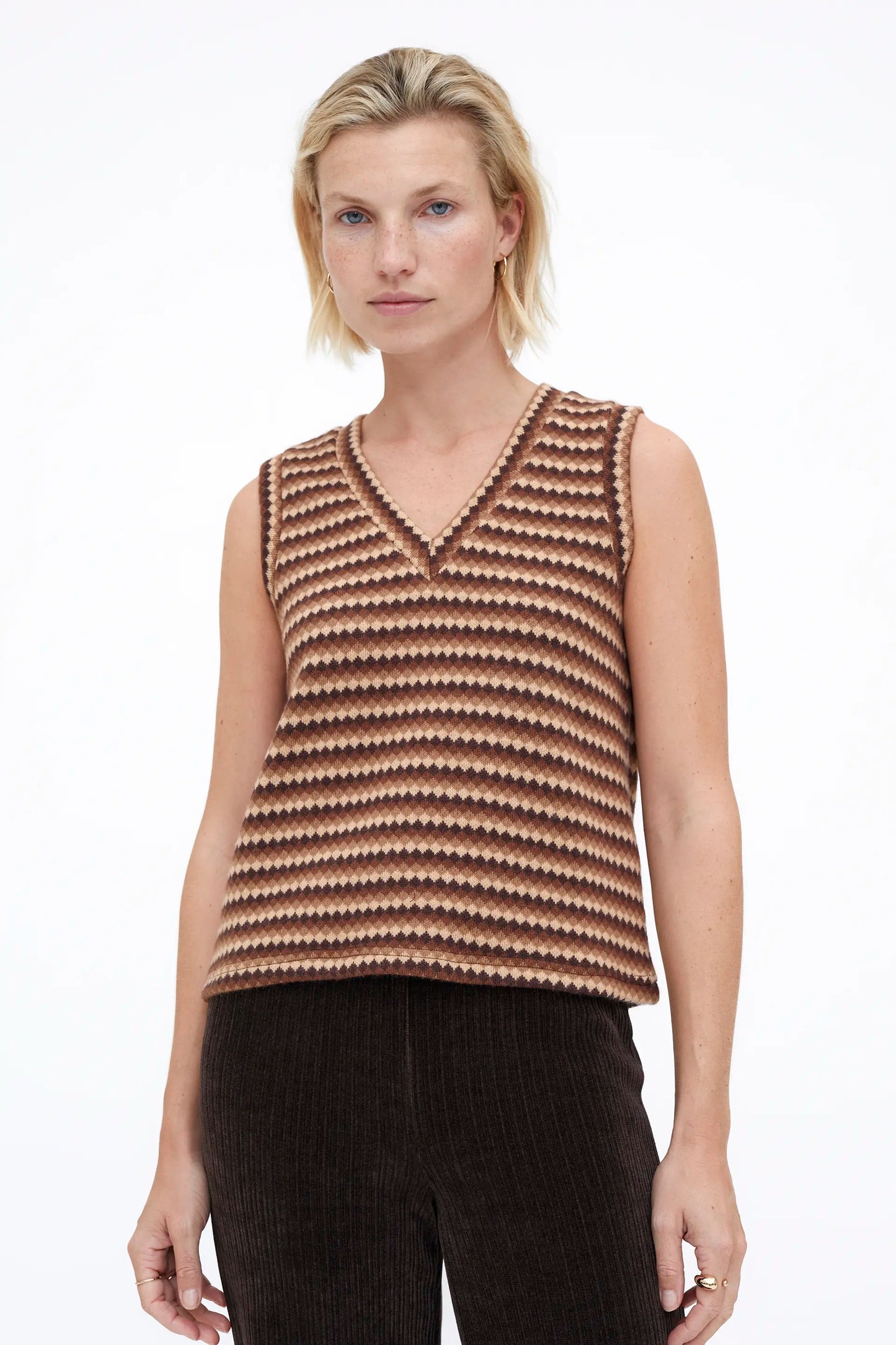 Top chaleco con estampado geométrico