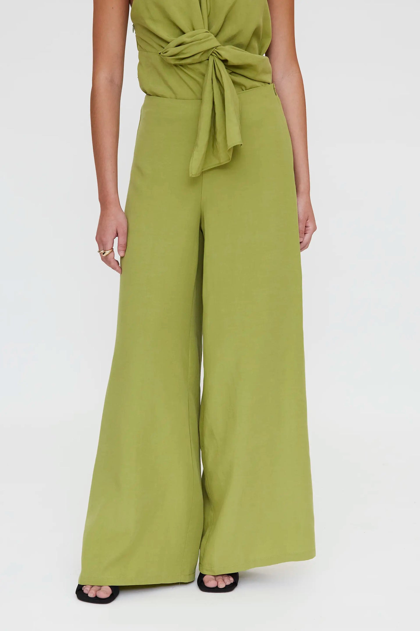 Pantalón wide leg verde