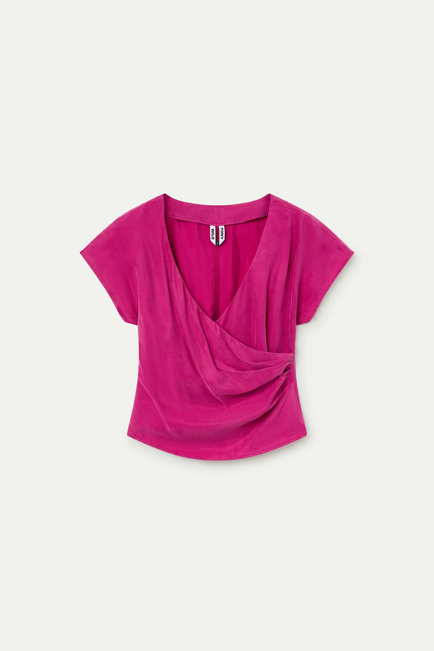 Top fucsia con escote cruzado