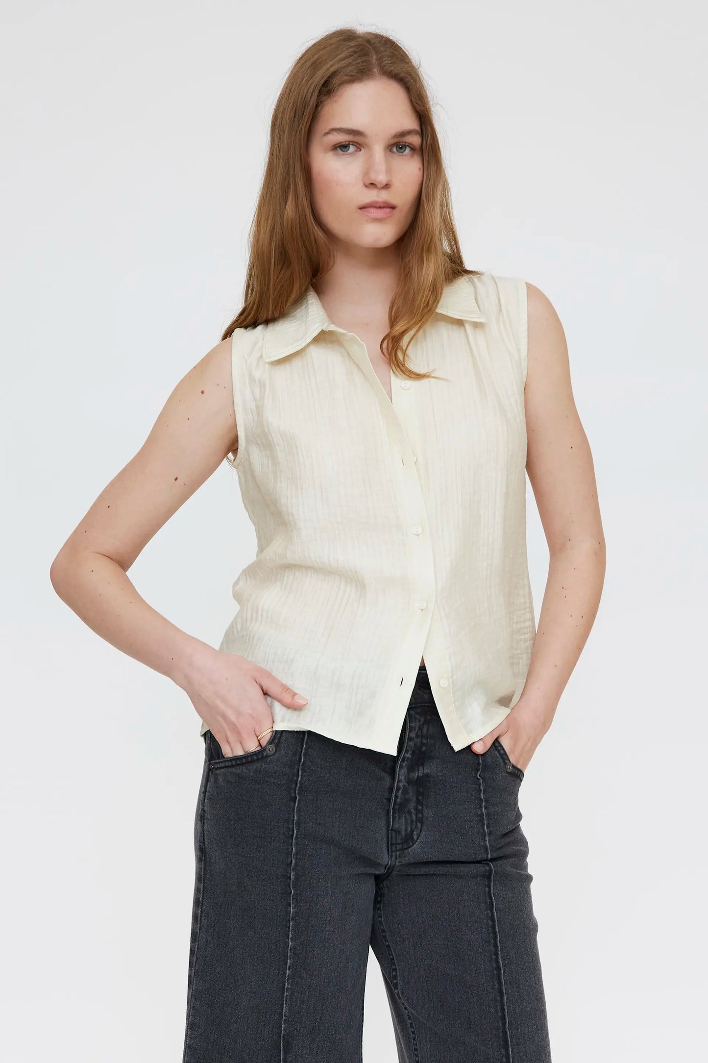 Camisa texturizada blanco roto