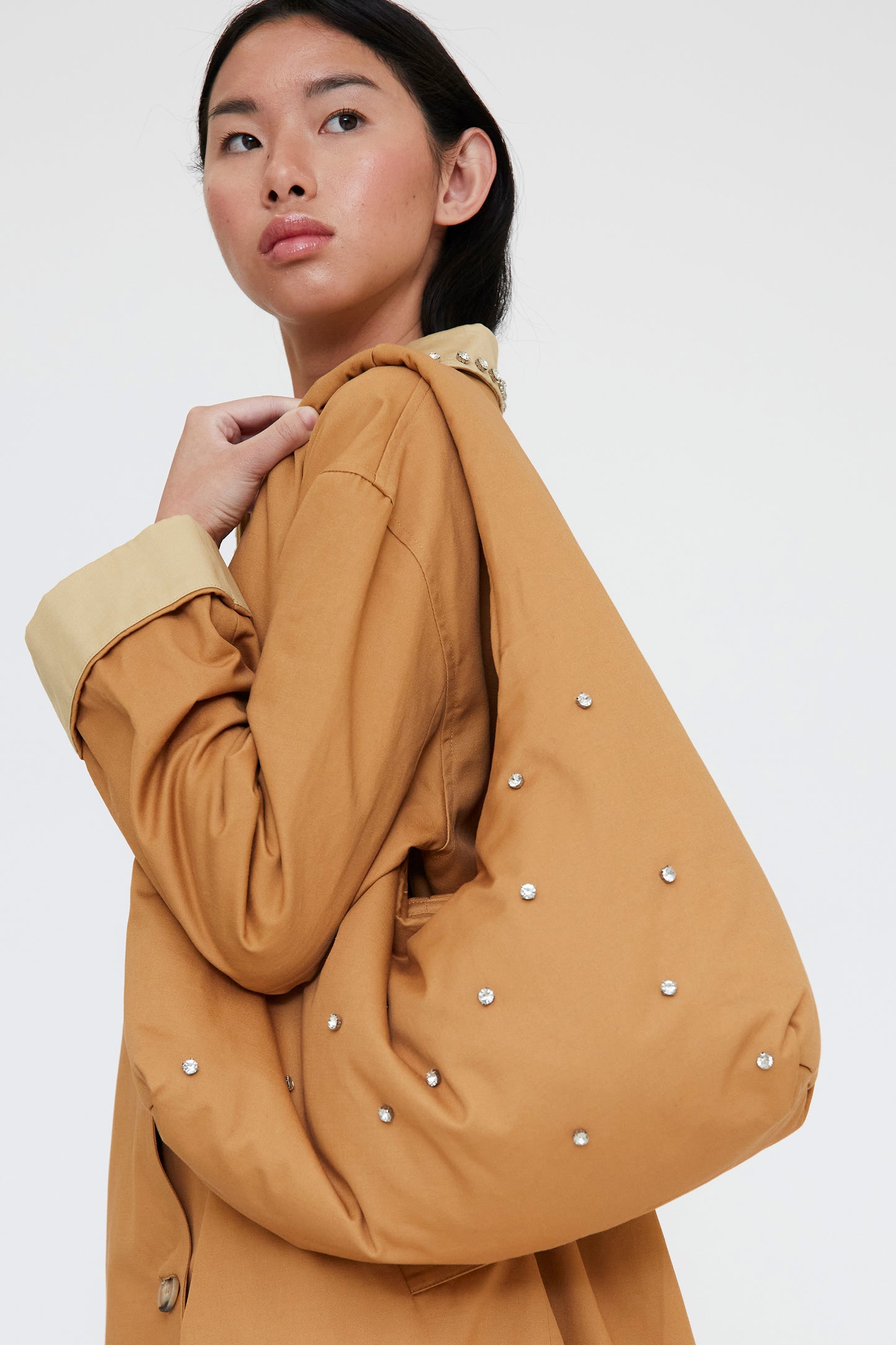 Camel shoulder bag with rhinestones