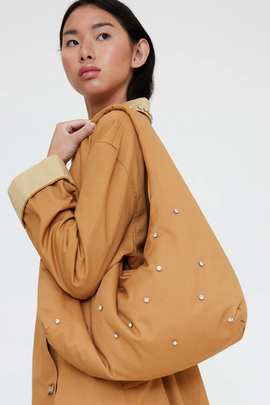 Bolso de hombro camel con brillantes