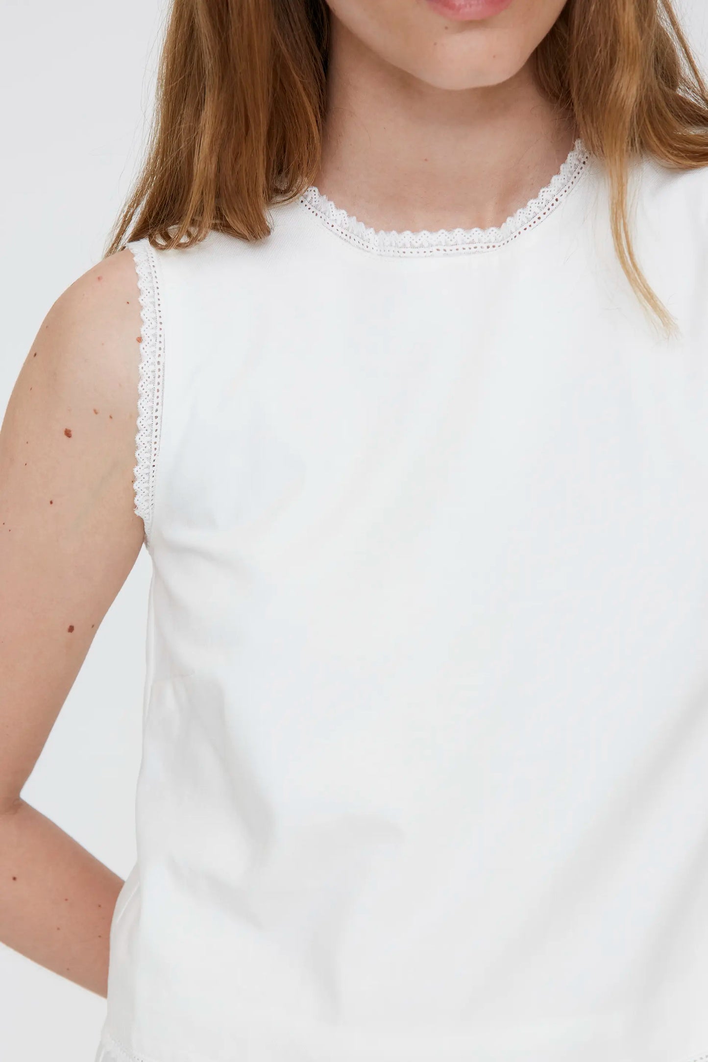 White top with lace