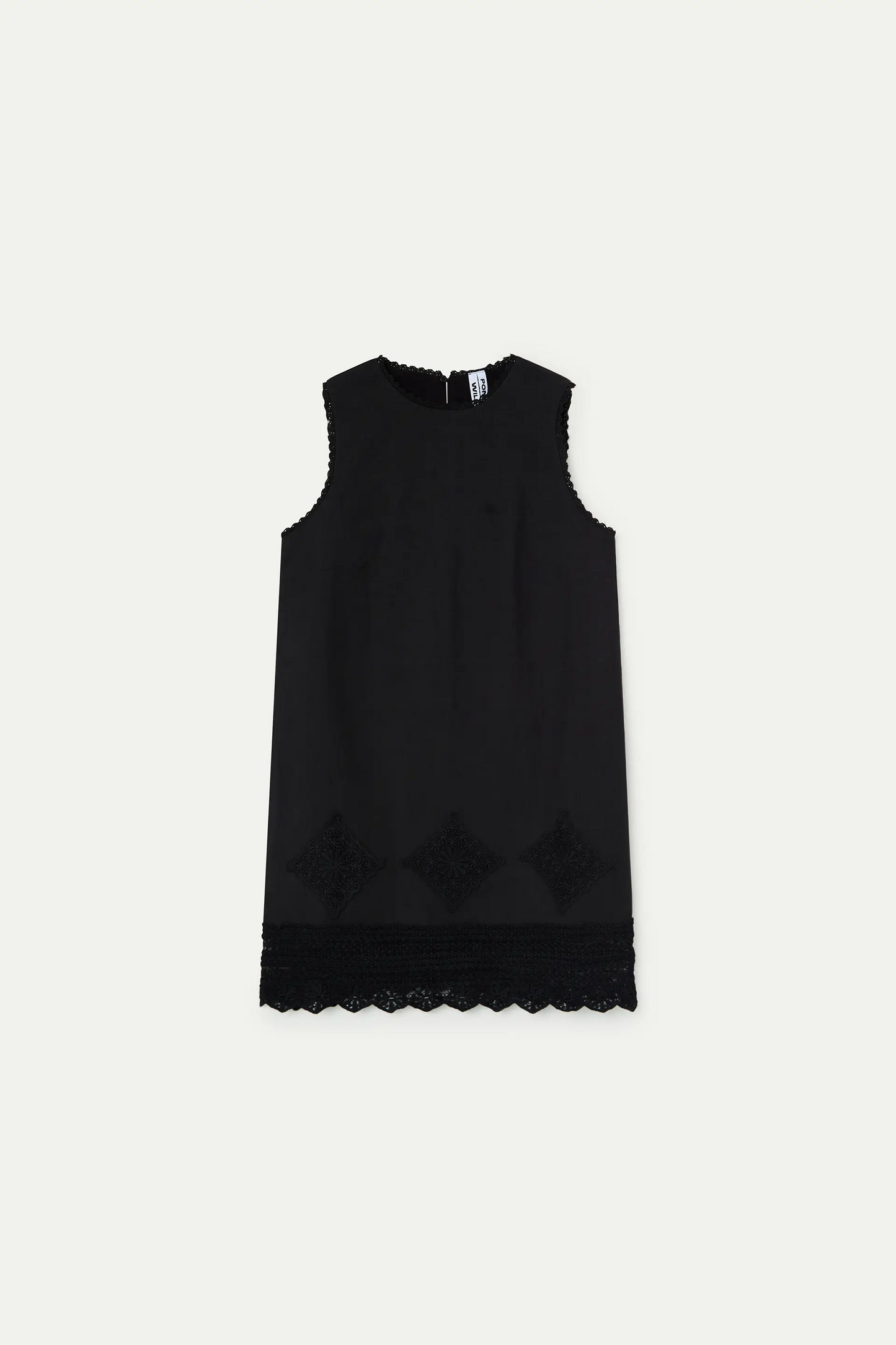 Vestido corto negro con encaje