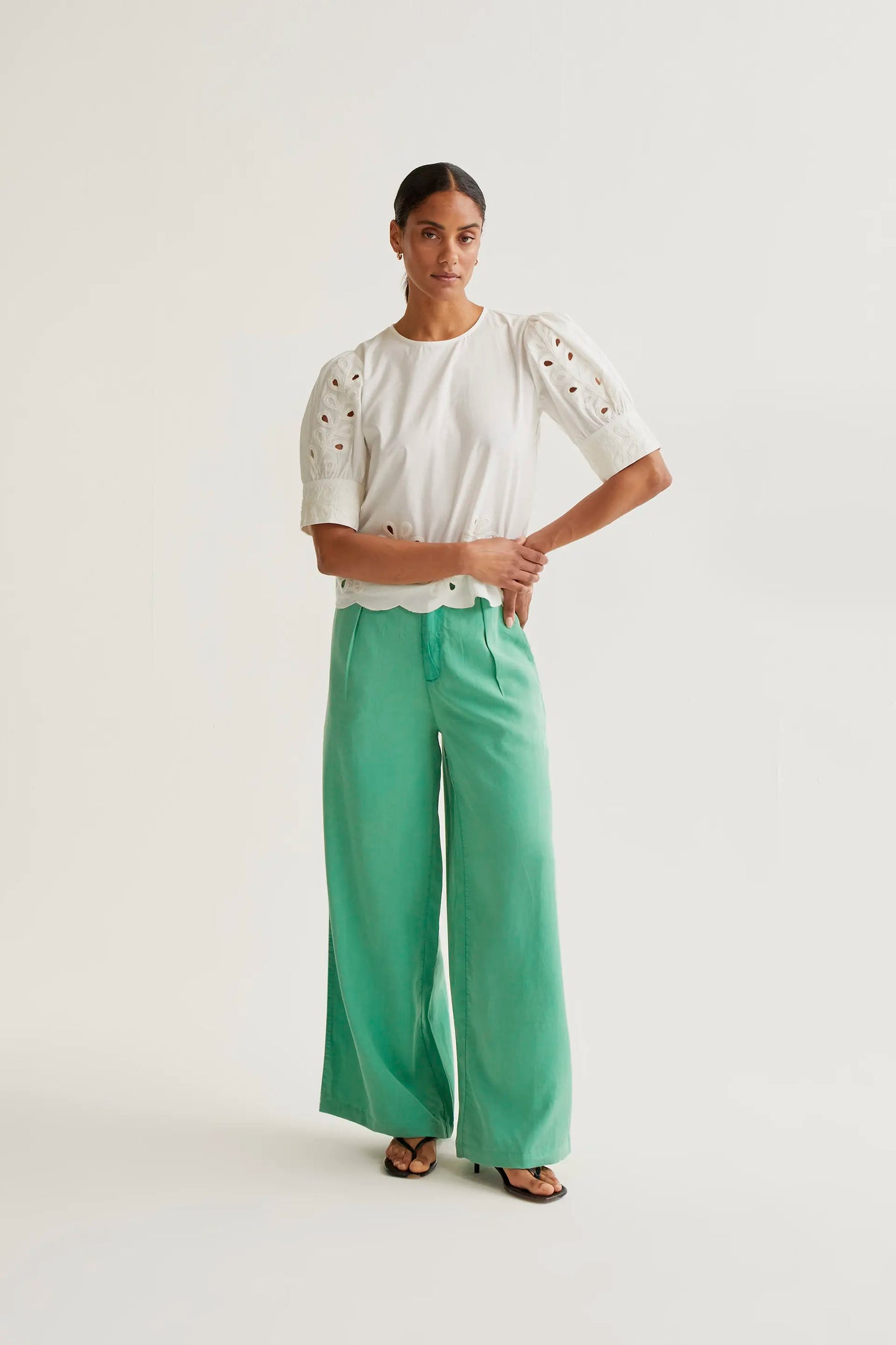 Top 100% off-white cotton