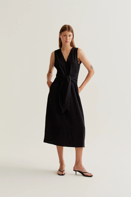 black flowy midi dress