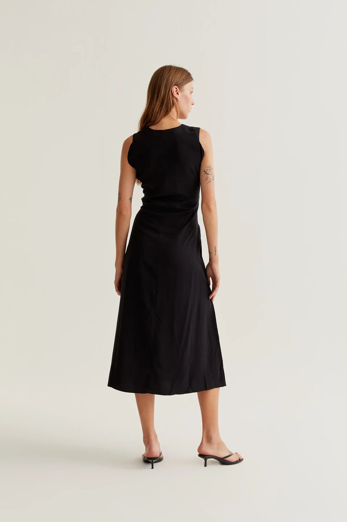 black flowy midi dress