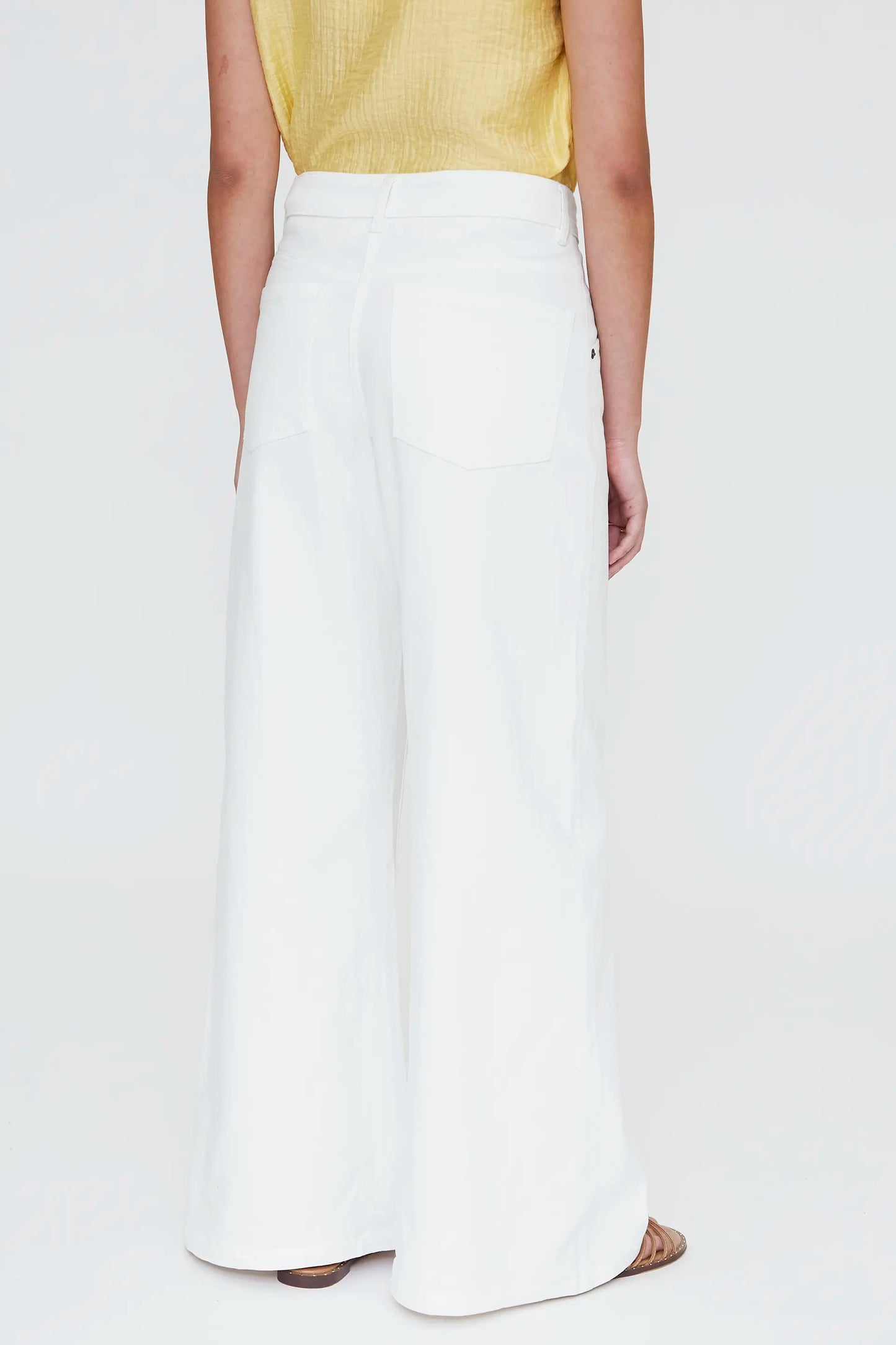 Pantalón vaquero wide leg blanco