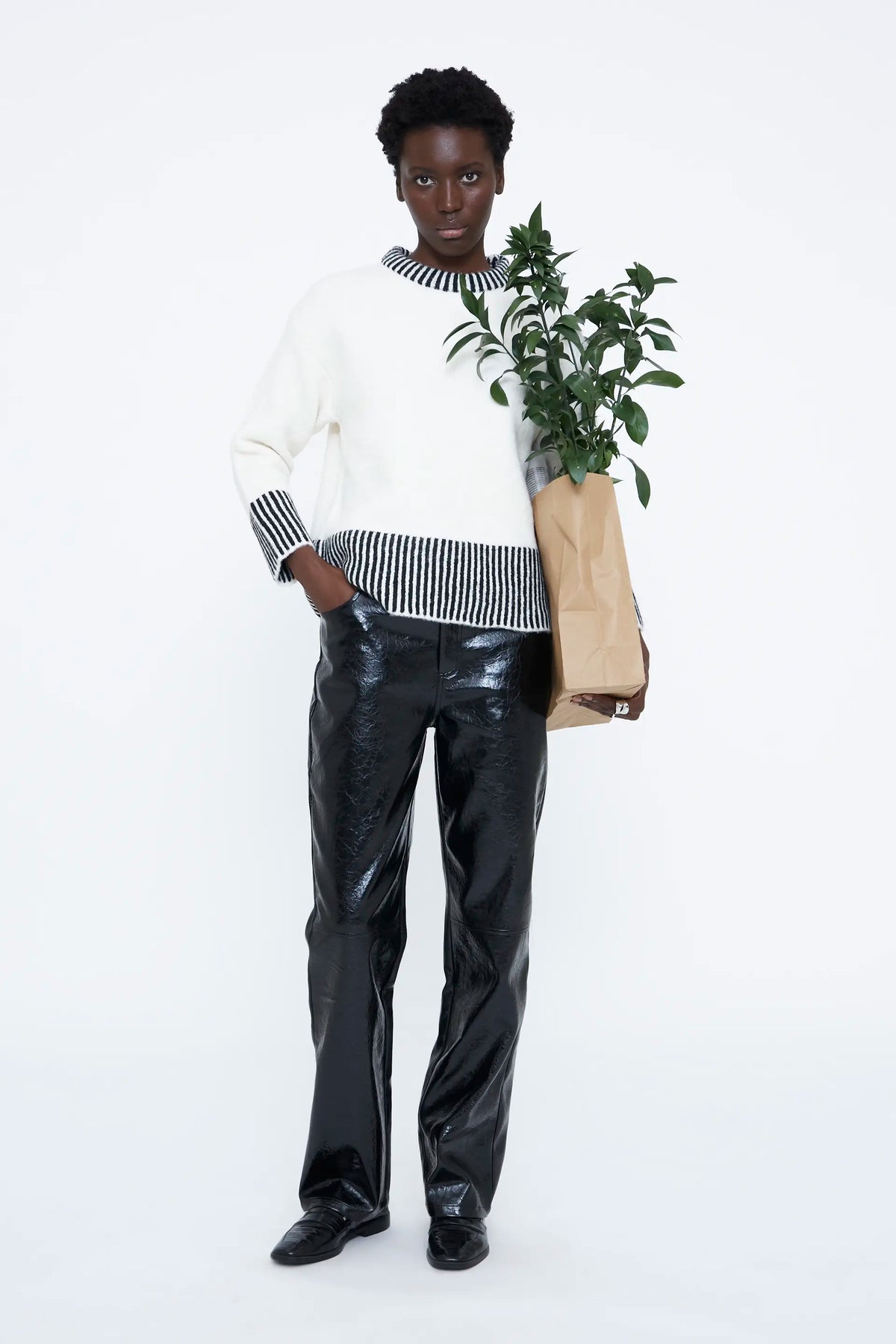 Black geometric print sweater