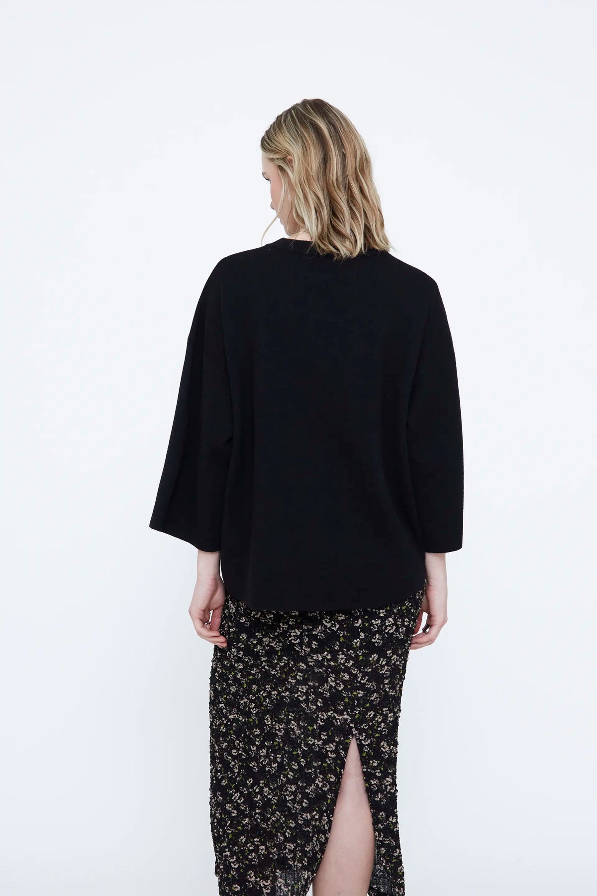 Basic black jersey