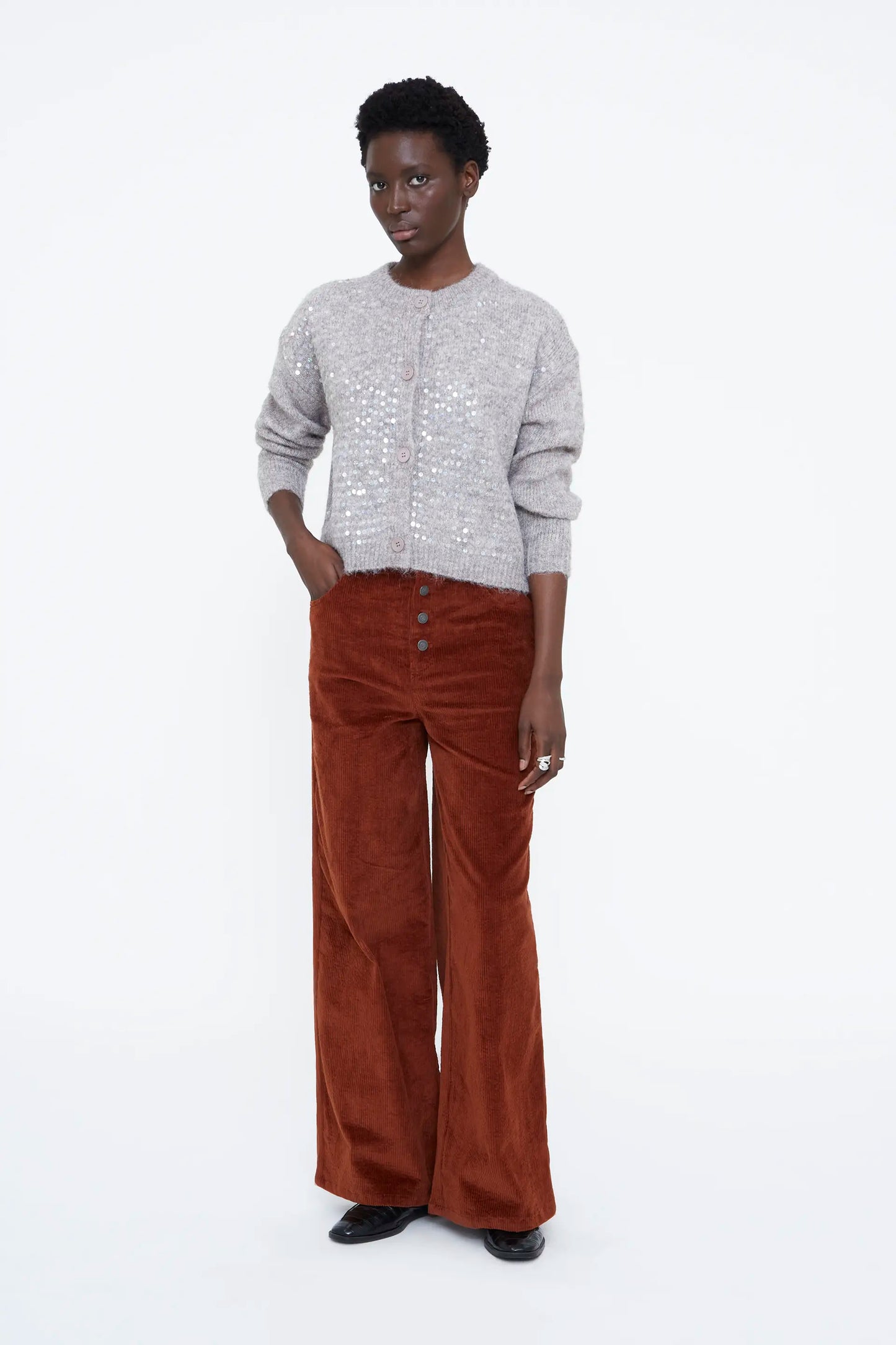 Taupe knit cardigan with sequins