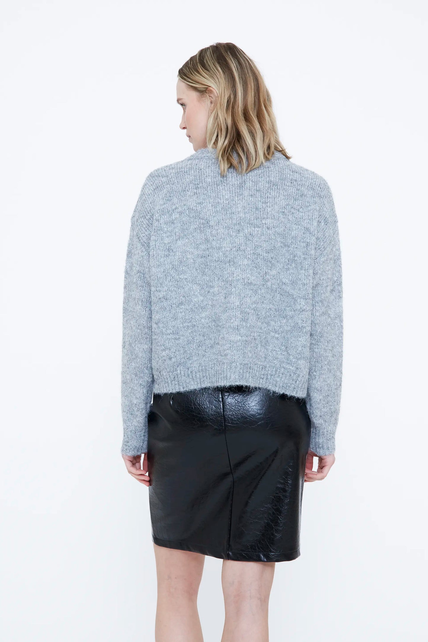 Grey knit cardigan with sequins