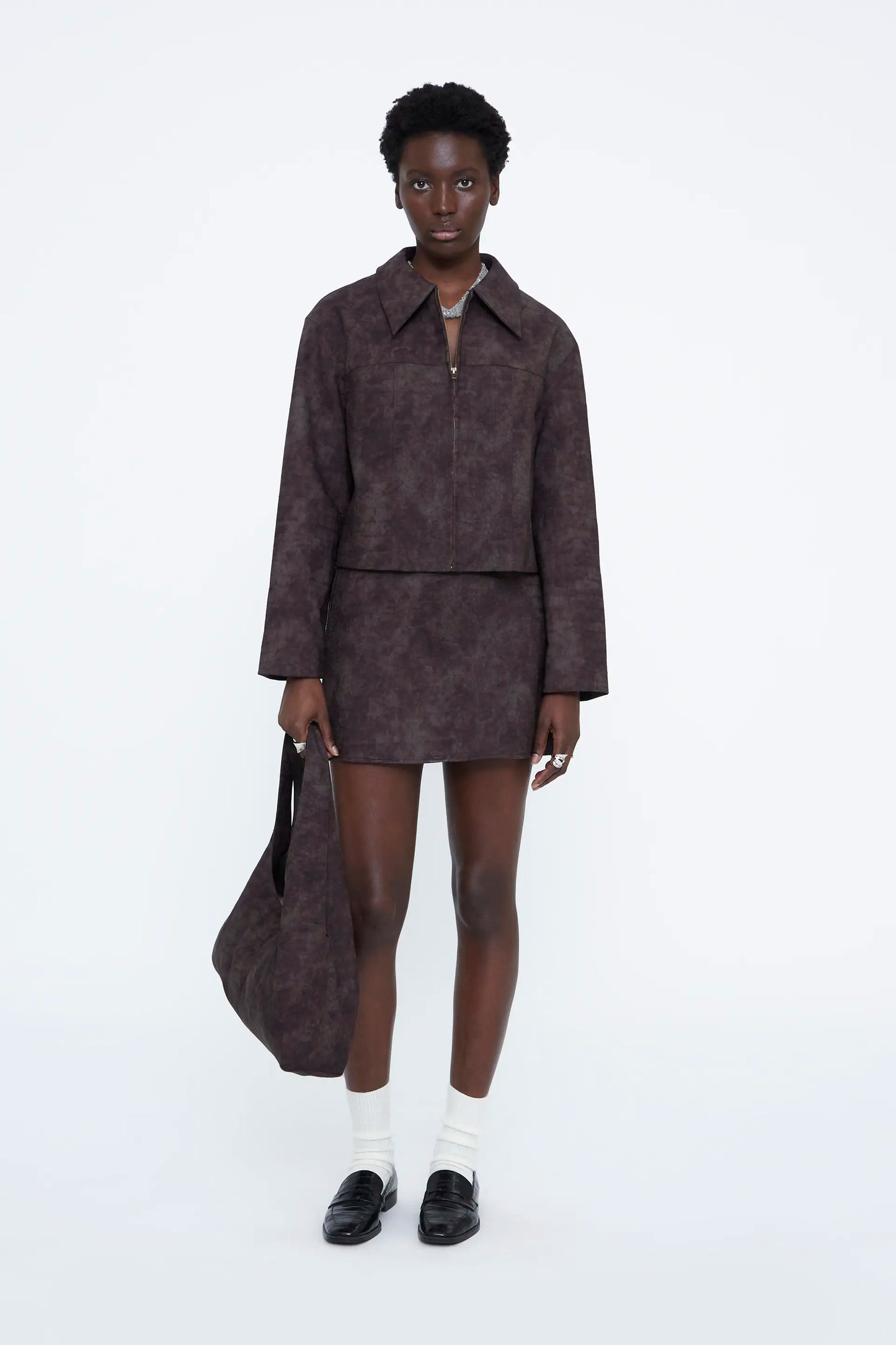 Chaqueta piel efecto cocodrilo marrón