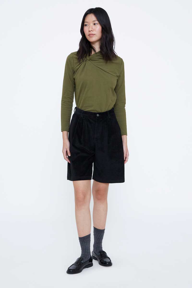 Shorts de pana negro