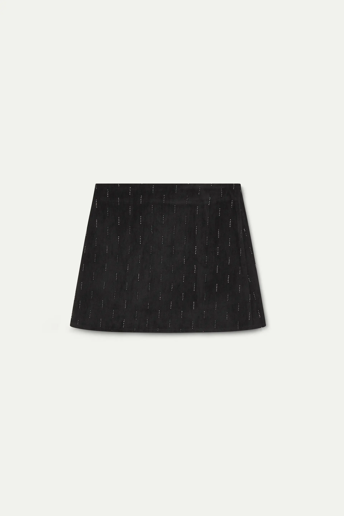 Falda corta negra con apliques plateados