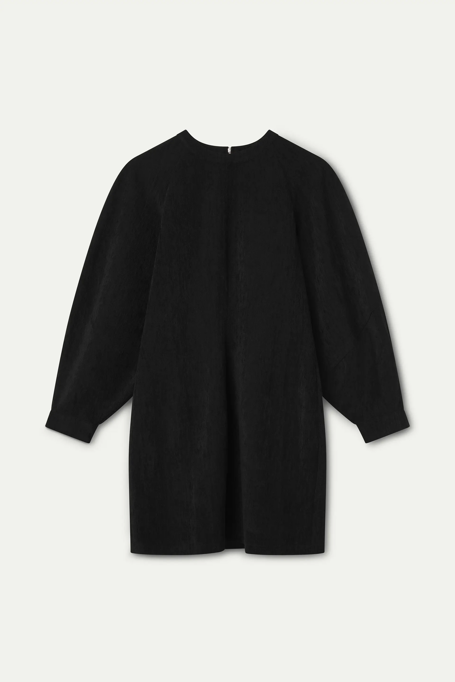 Vestido corto de terciopelo negro