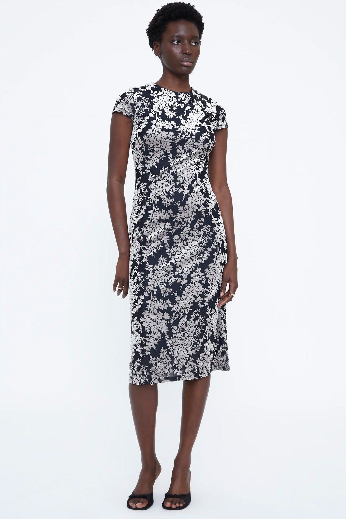 Vestido midi con estampado Devore blanco y negro