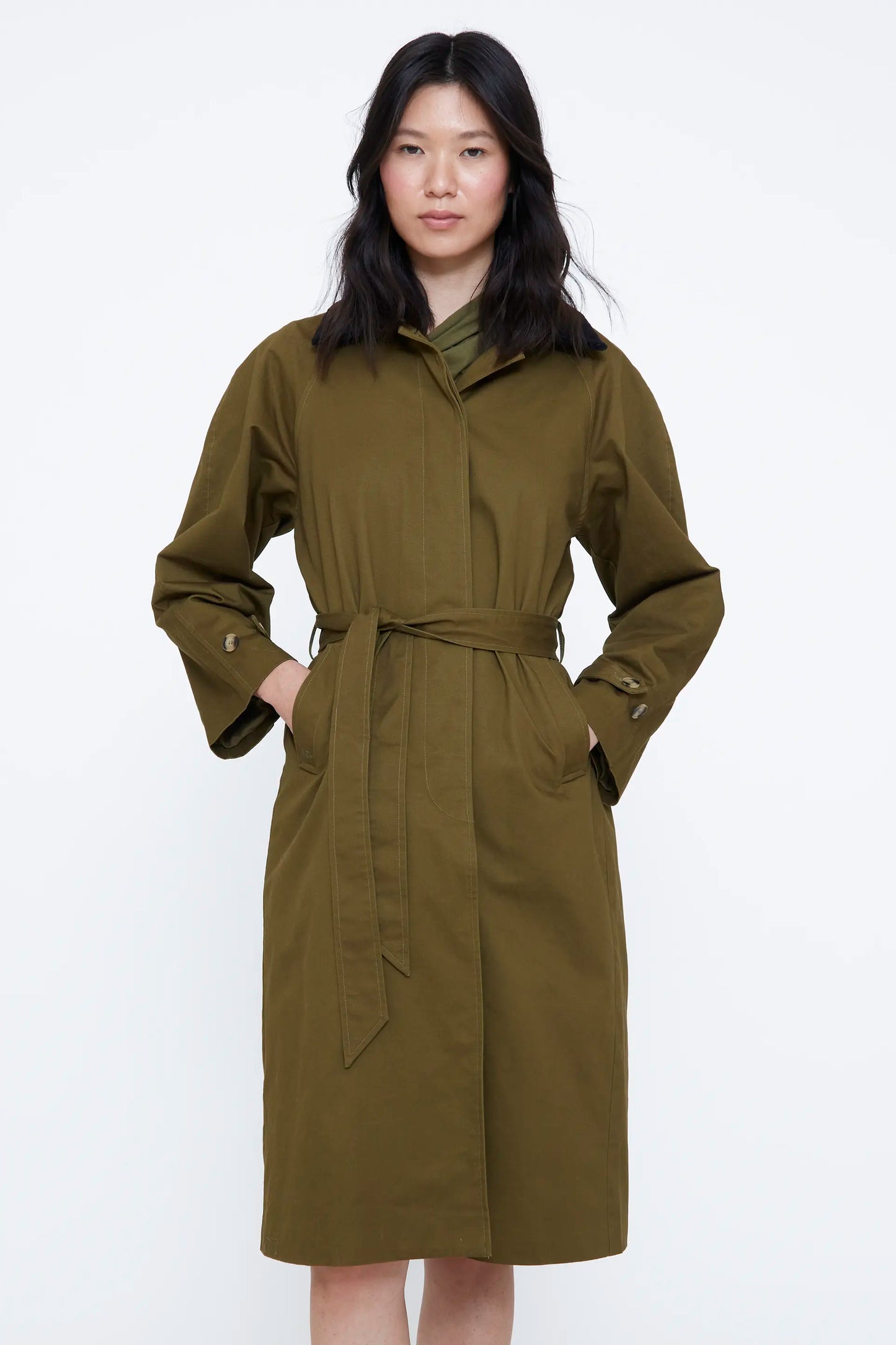 Gabardina verde oliva